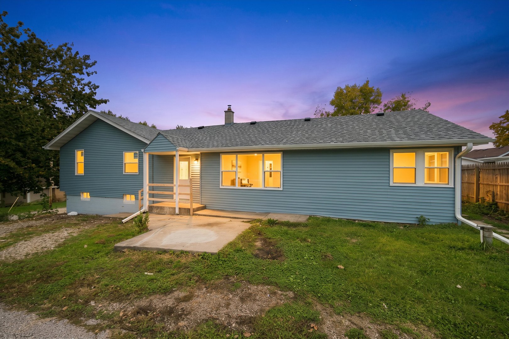 42279 N Elm Street, Antioch IL 60002