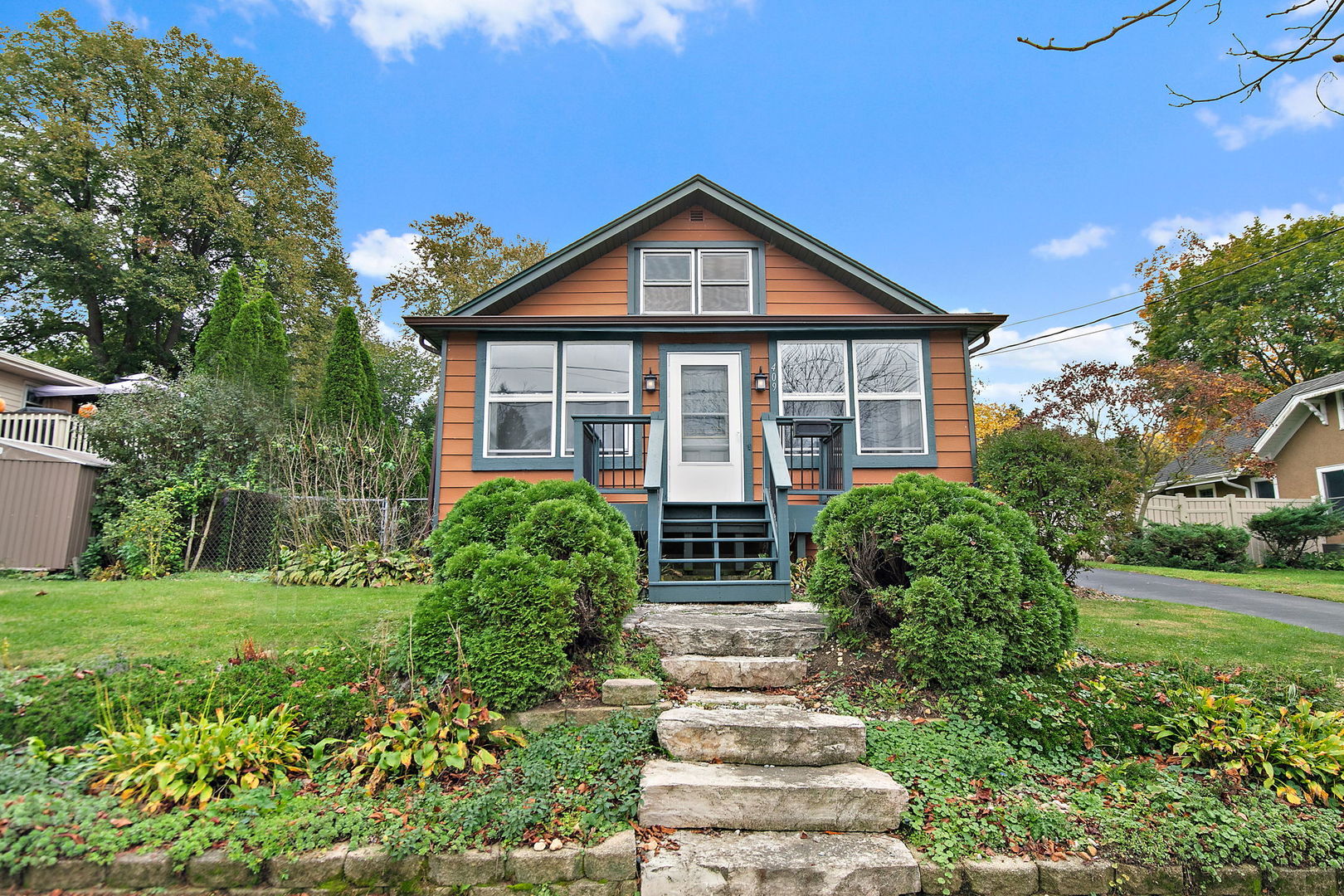 409 S River Road, Algonquin IL 60102