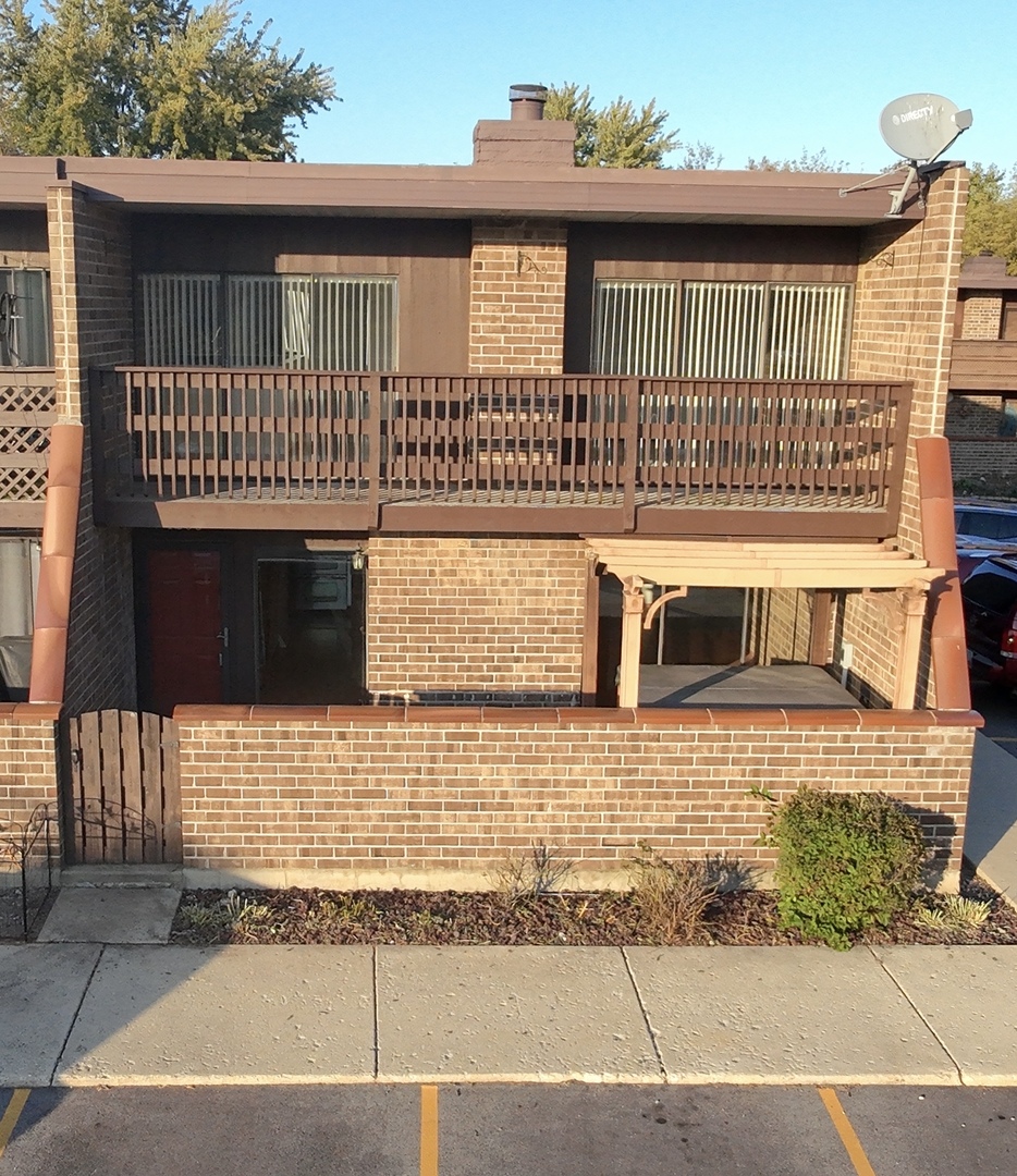 1206 KENNETH Circle Unit 1206, Elgin IL 60120