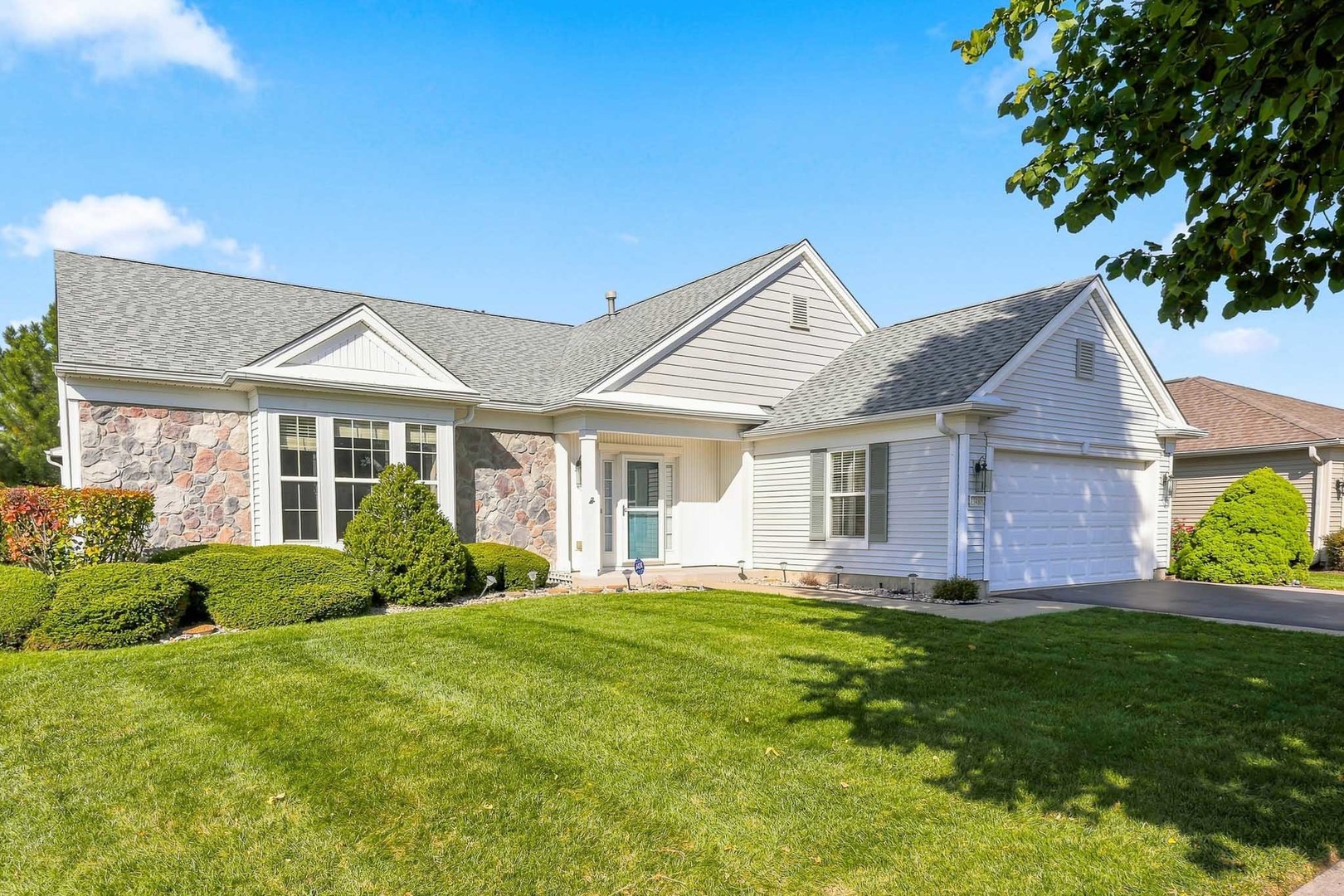 13480 CRESTVIEW Drive, Huntley IL 60142