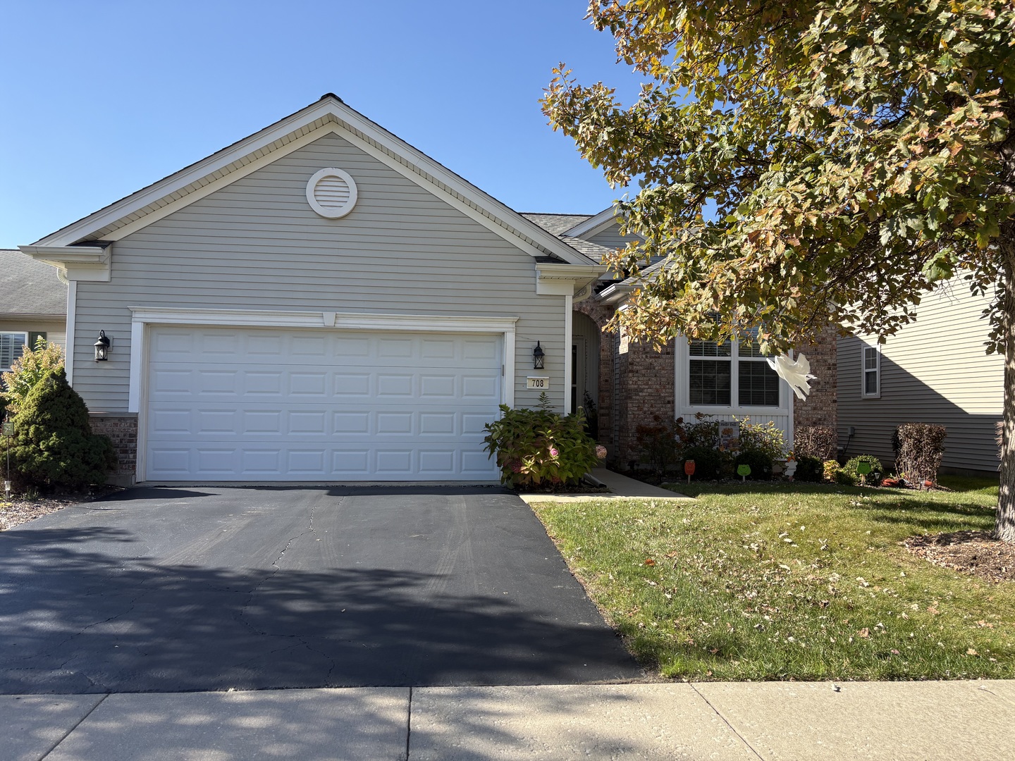 708 Tahoe Trail, Elgin IL 60124