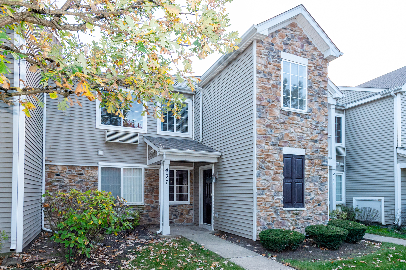 427 Silverstone Drive Unit 427, Carpentersville IL 60110
