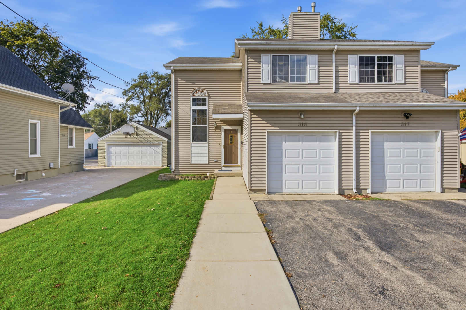 315 N Green Street, Carpentersville IL 60110