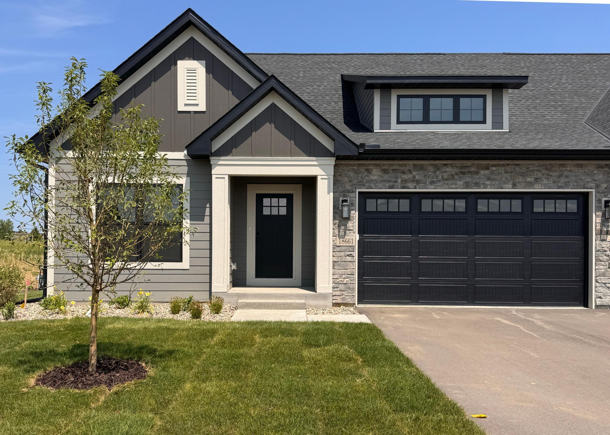 18661 Icebox Lane, Lakeville MN 55044