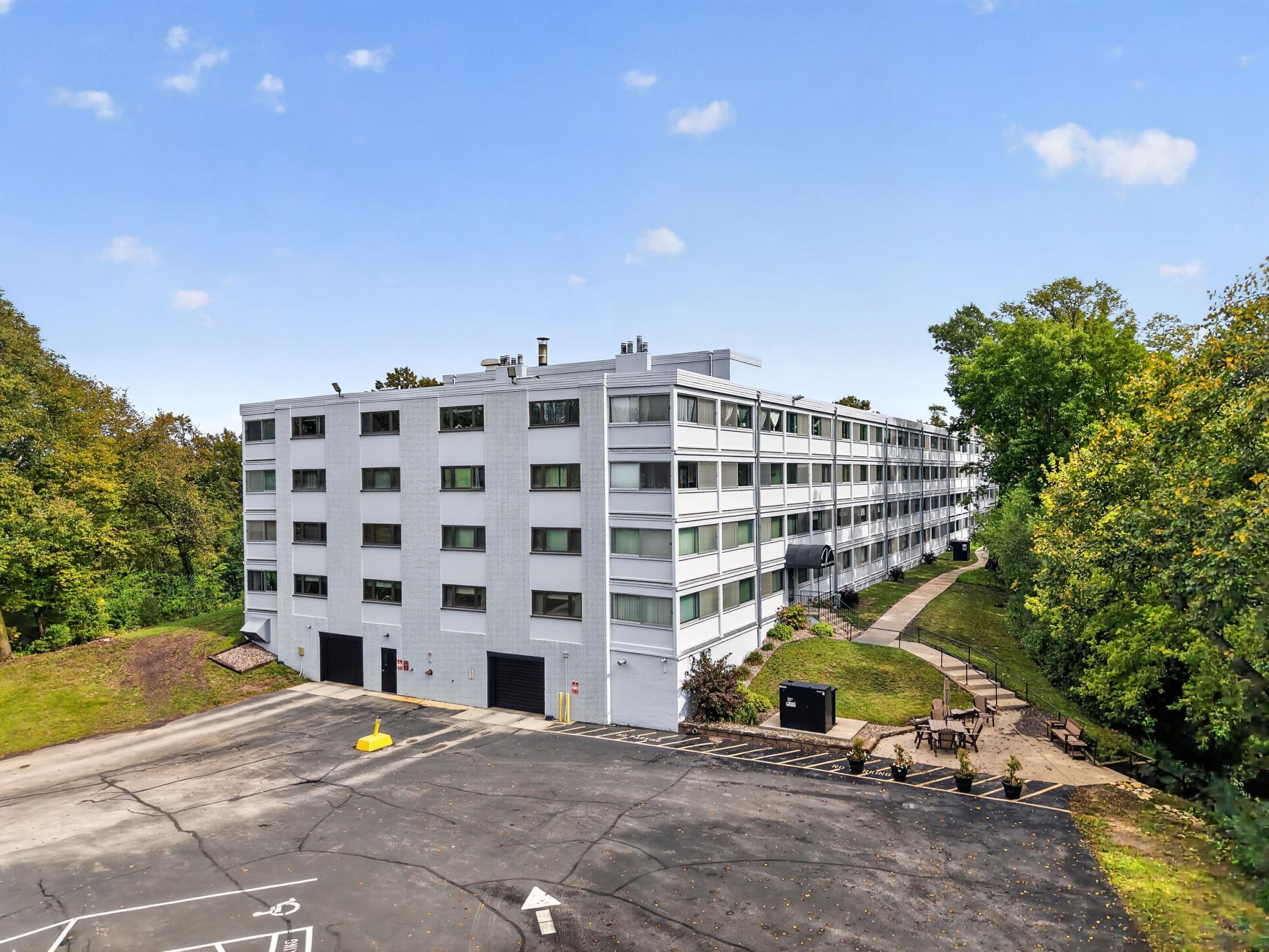 2100 Valkyrie Drive NW Unit 201, Rochester MN 55901