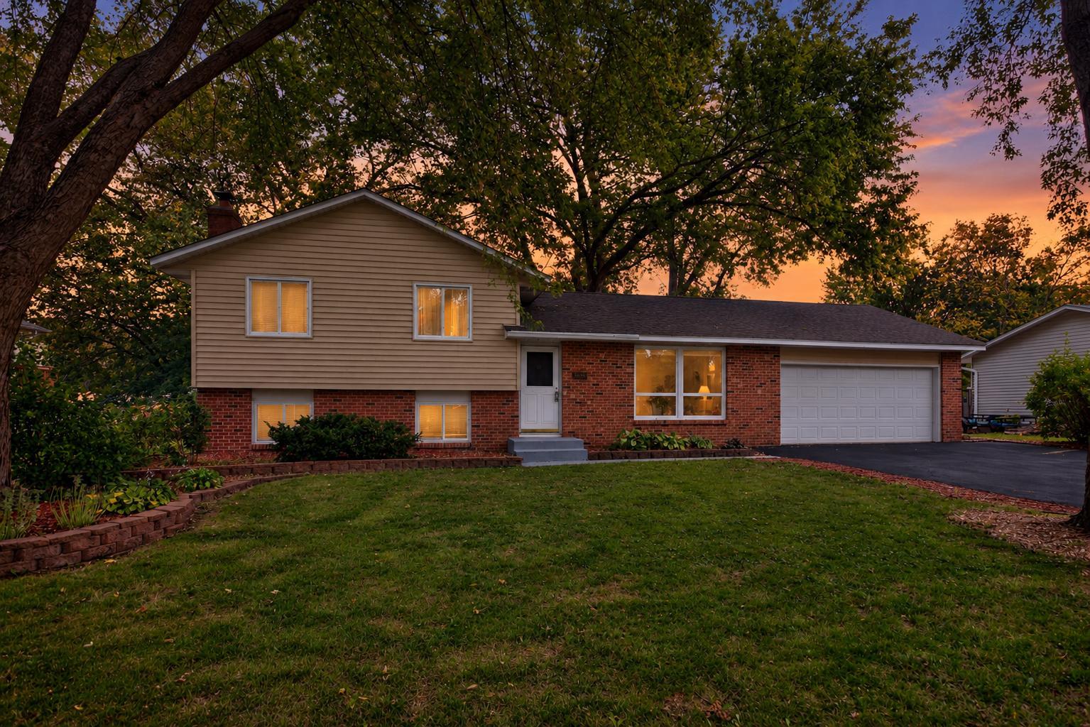 10204 Valley Forge Lane N, Maple Grove MN 55369