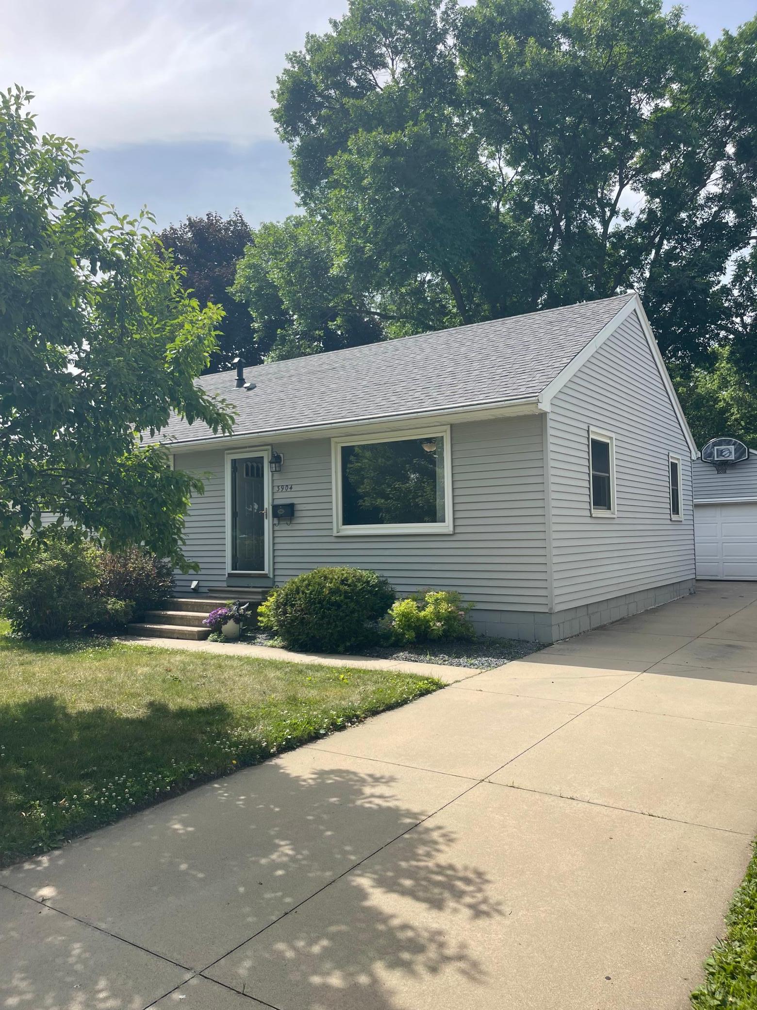 3904 7th Place NW, Rochester MN 55901