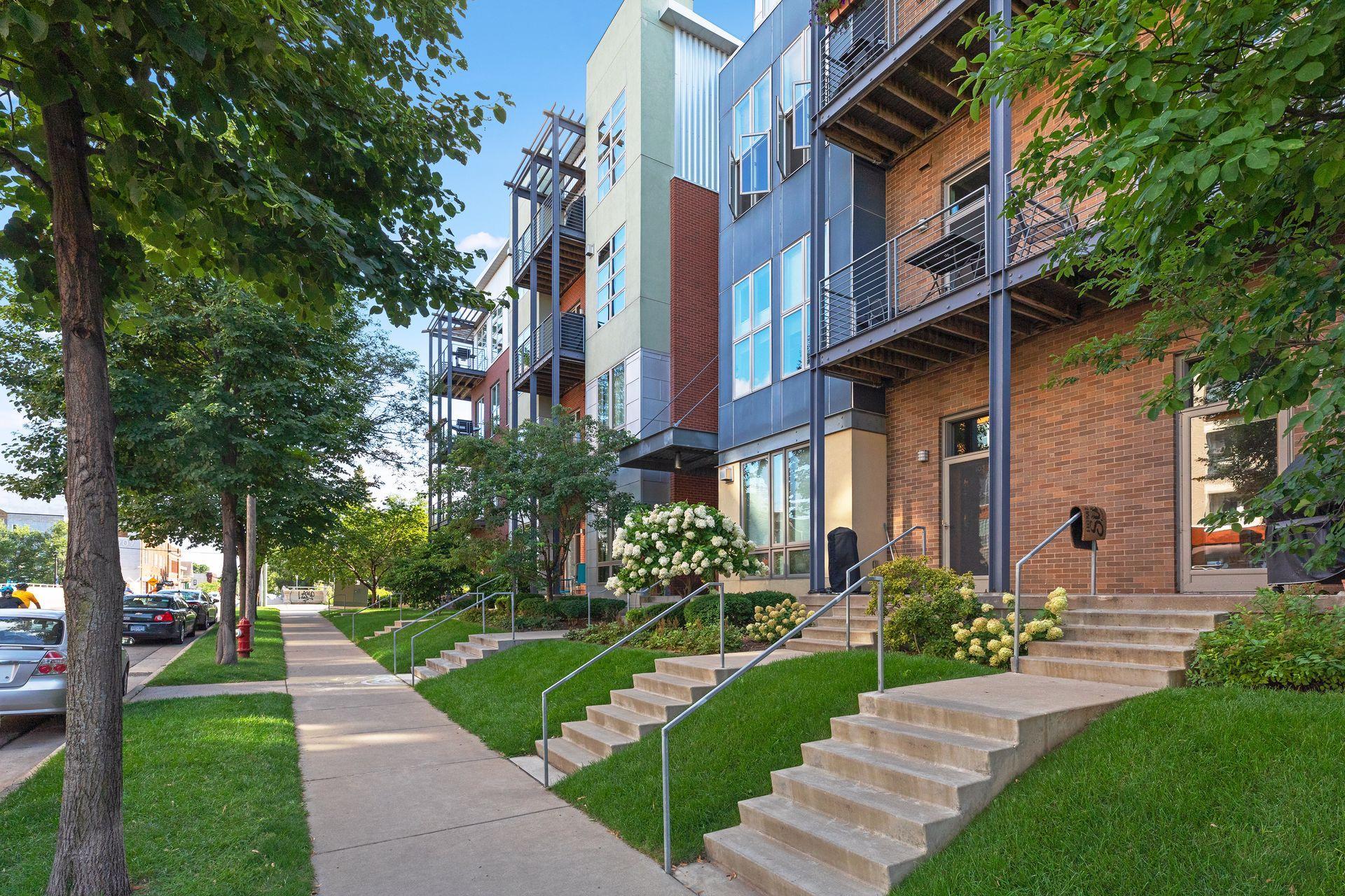 2840 Bryant Avenue S Unit E303, Minneapolis MN 55408