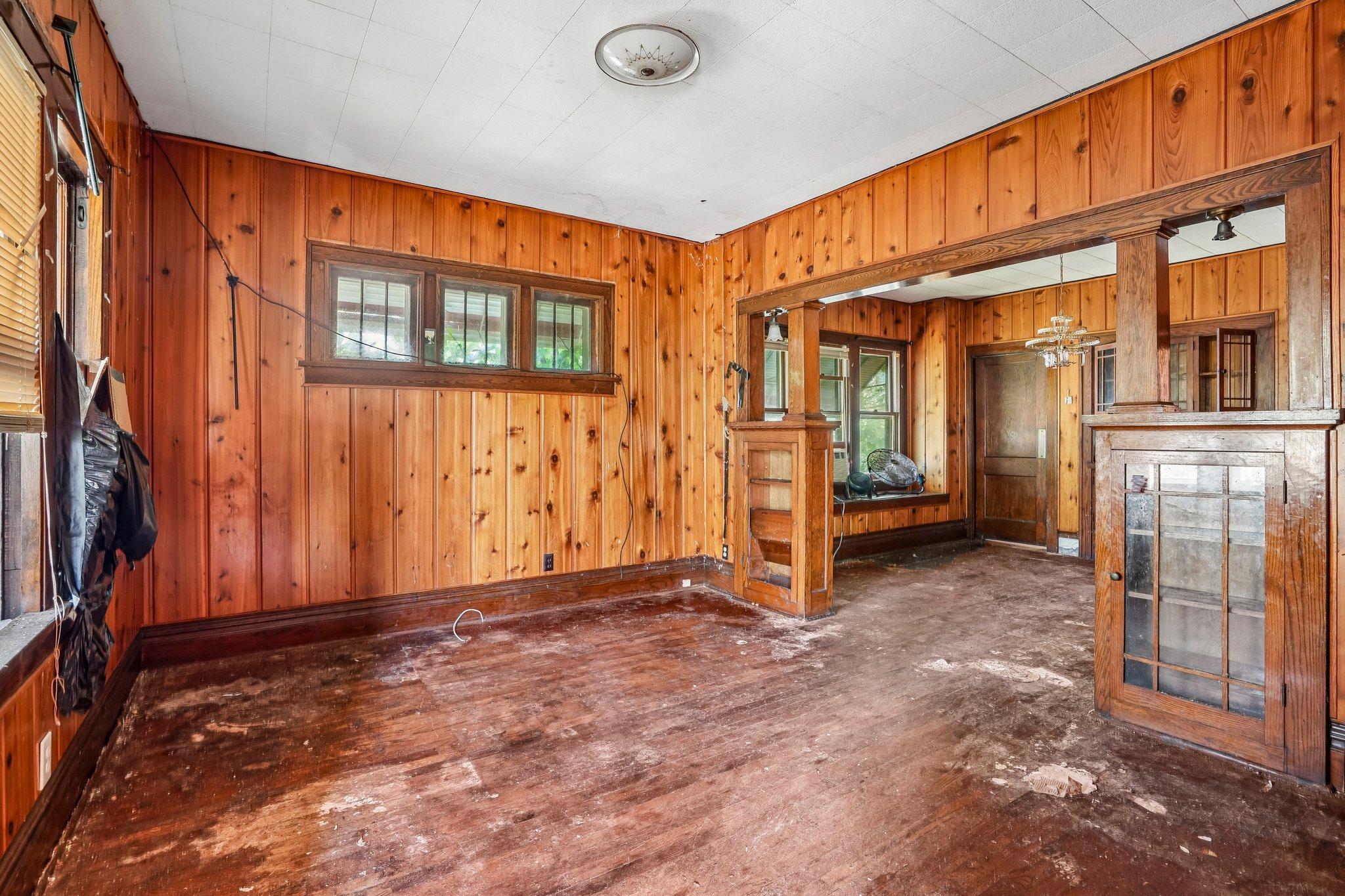 1615 7th Street E, Saint Paul MN 55106