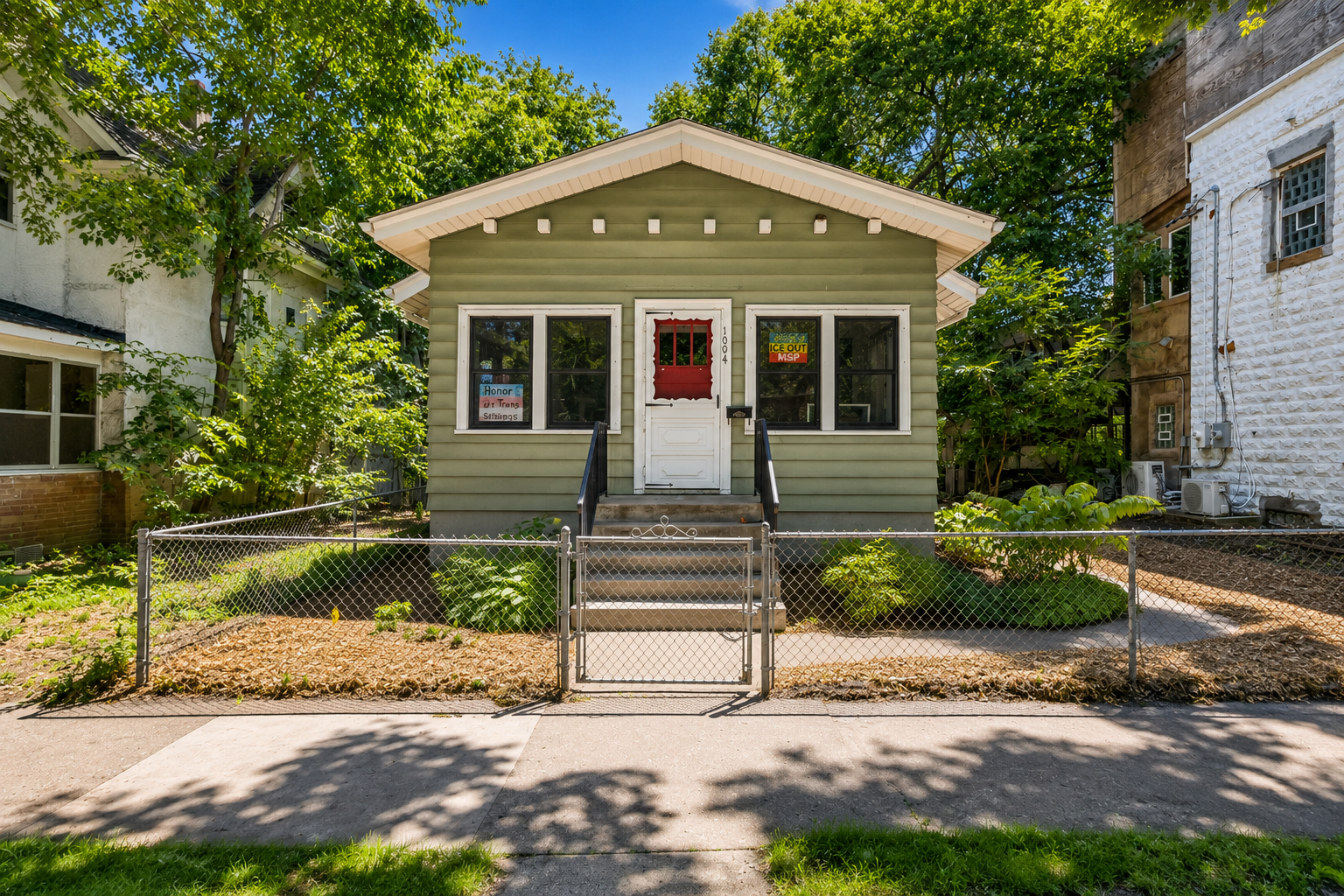 1004 26th Avenue SE, Minneapolis MN 55414