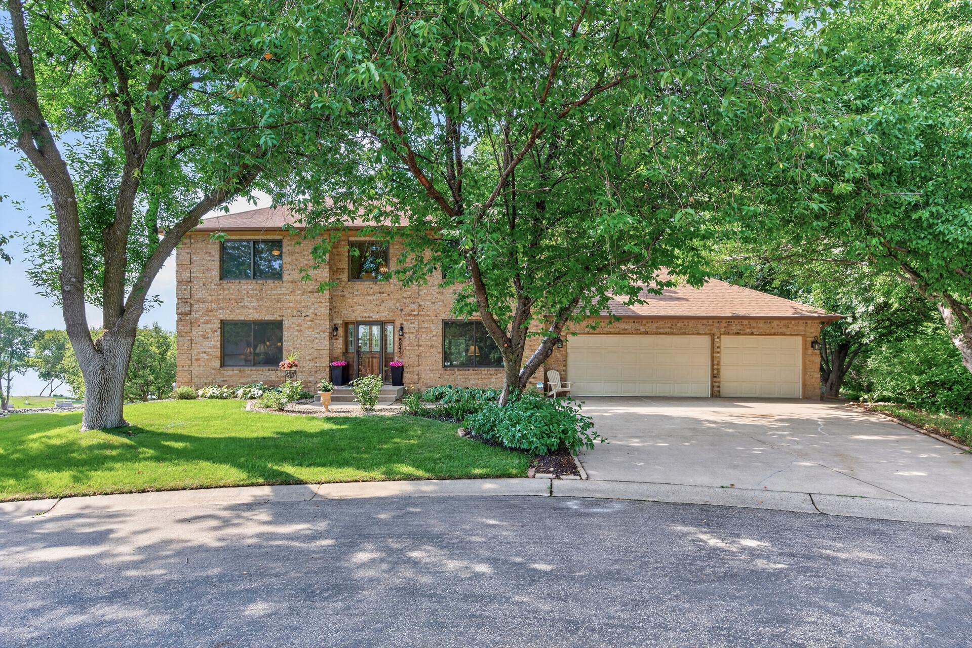 8945 Dallas Lane N, Maple Grove MN 55369