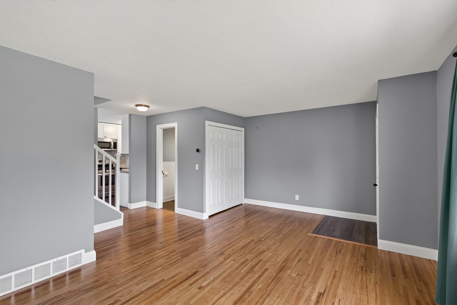 16124 Foliage Avenue W, Rosemount MN 55068