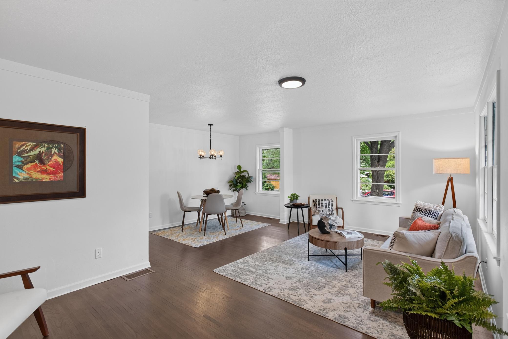 837 Mcknight Road N, Saint Paul MN 55119
