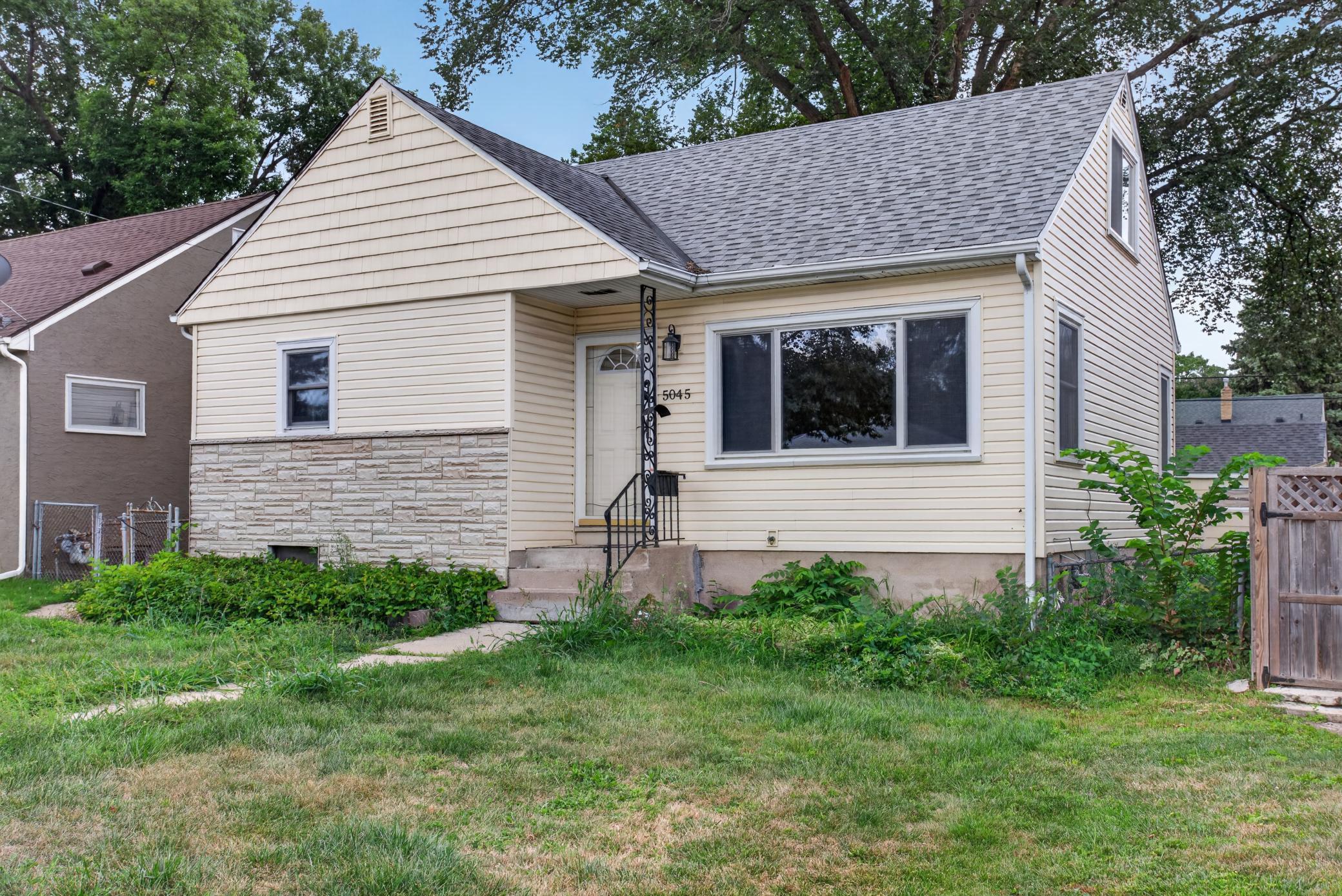 5045 Upton Avenue N, Minneapolis MN 55430