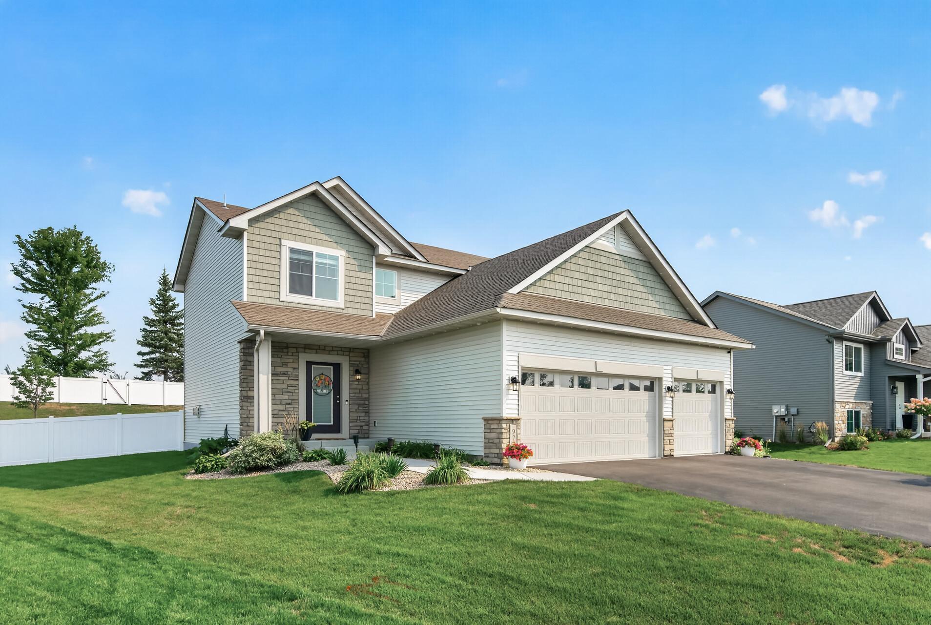 972 Forest Edge Circle, Jordan MN 55352