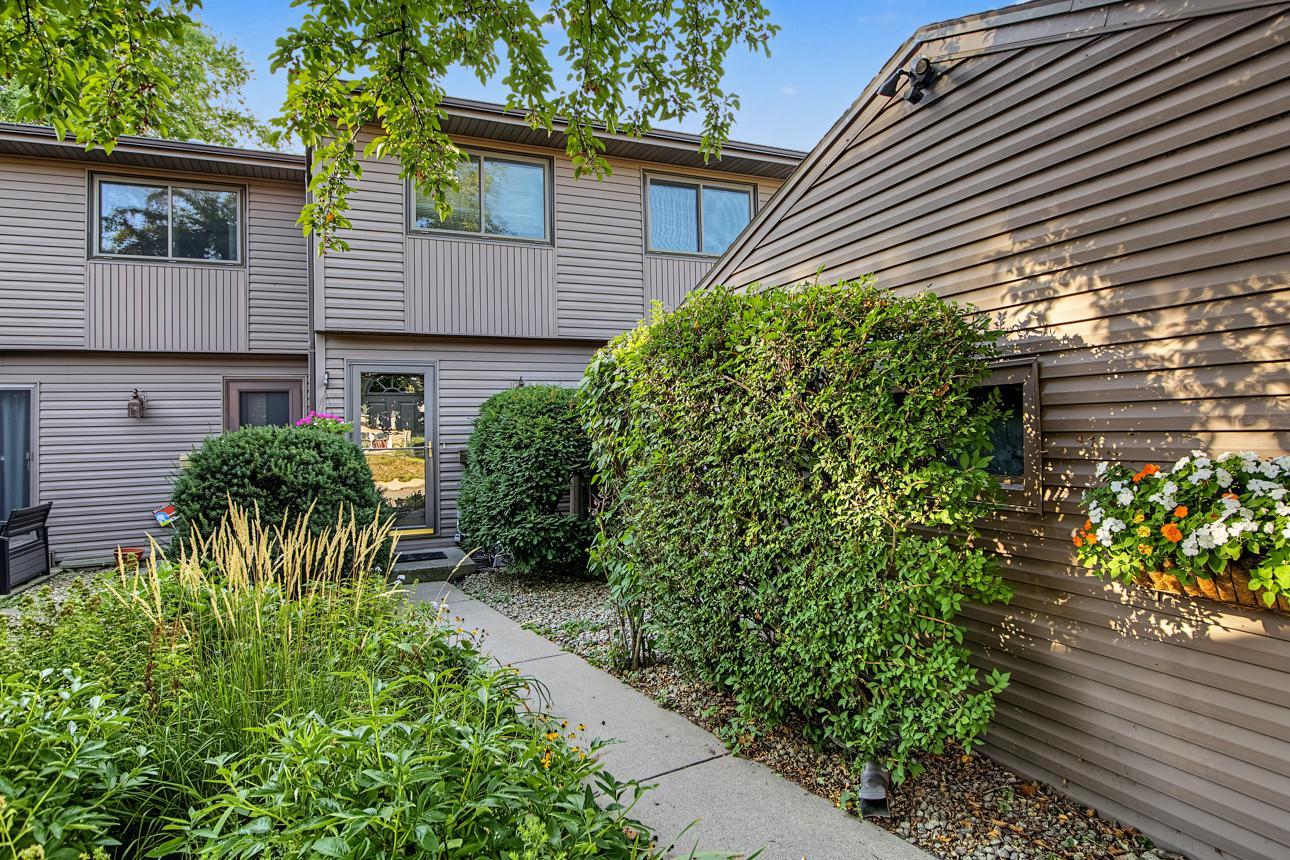 3803 E 45th Street, Minneapolis MN 55406