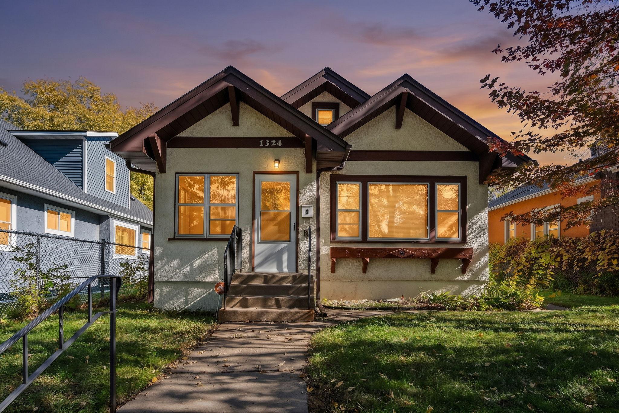 1324 Upton Avenue N, Minneapolis MN 55411