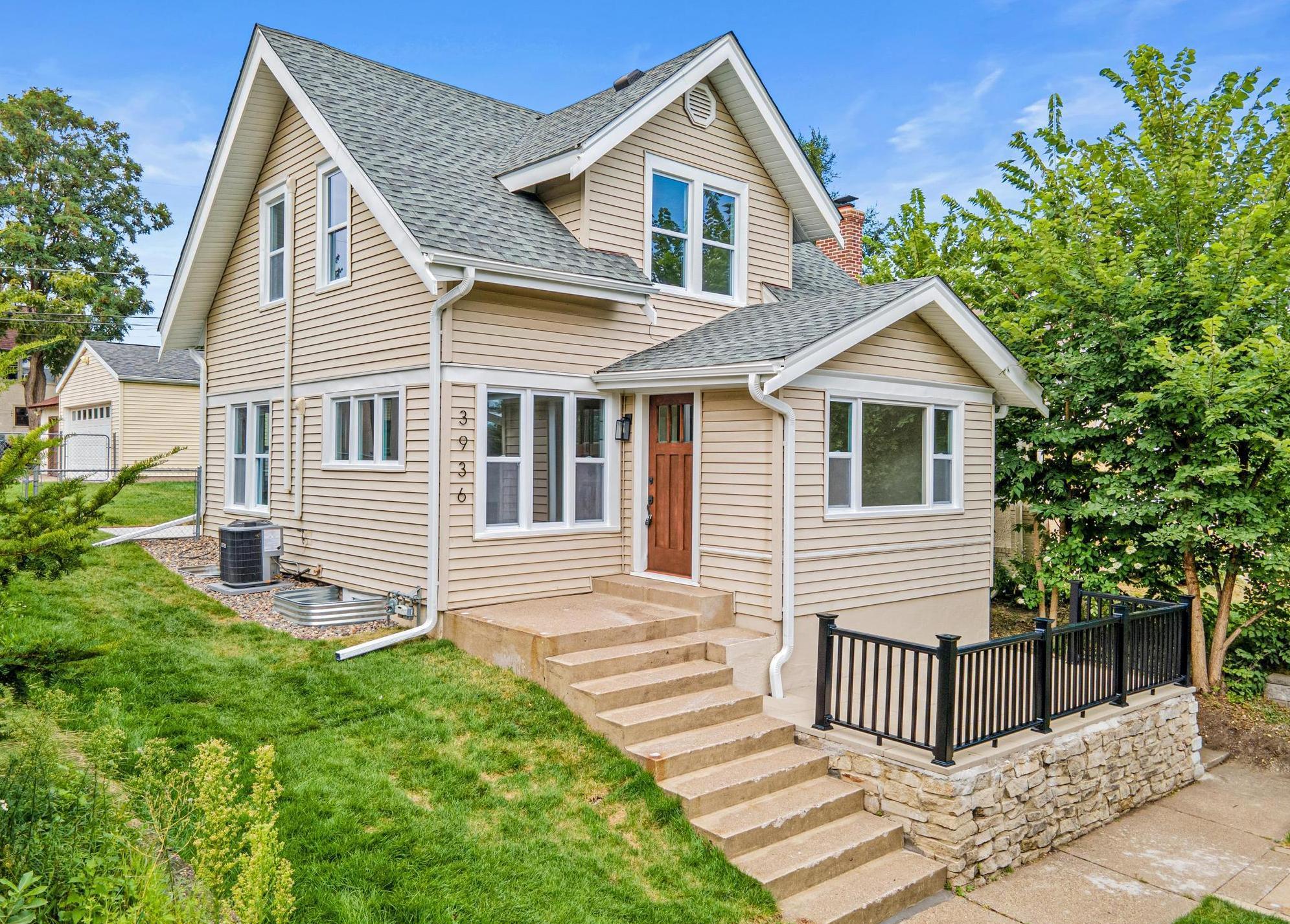 3936 Longfellow Avenue S, Minneapolis MN 55407