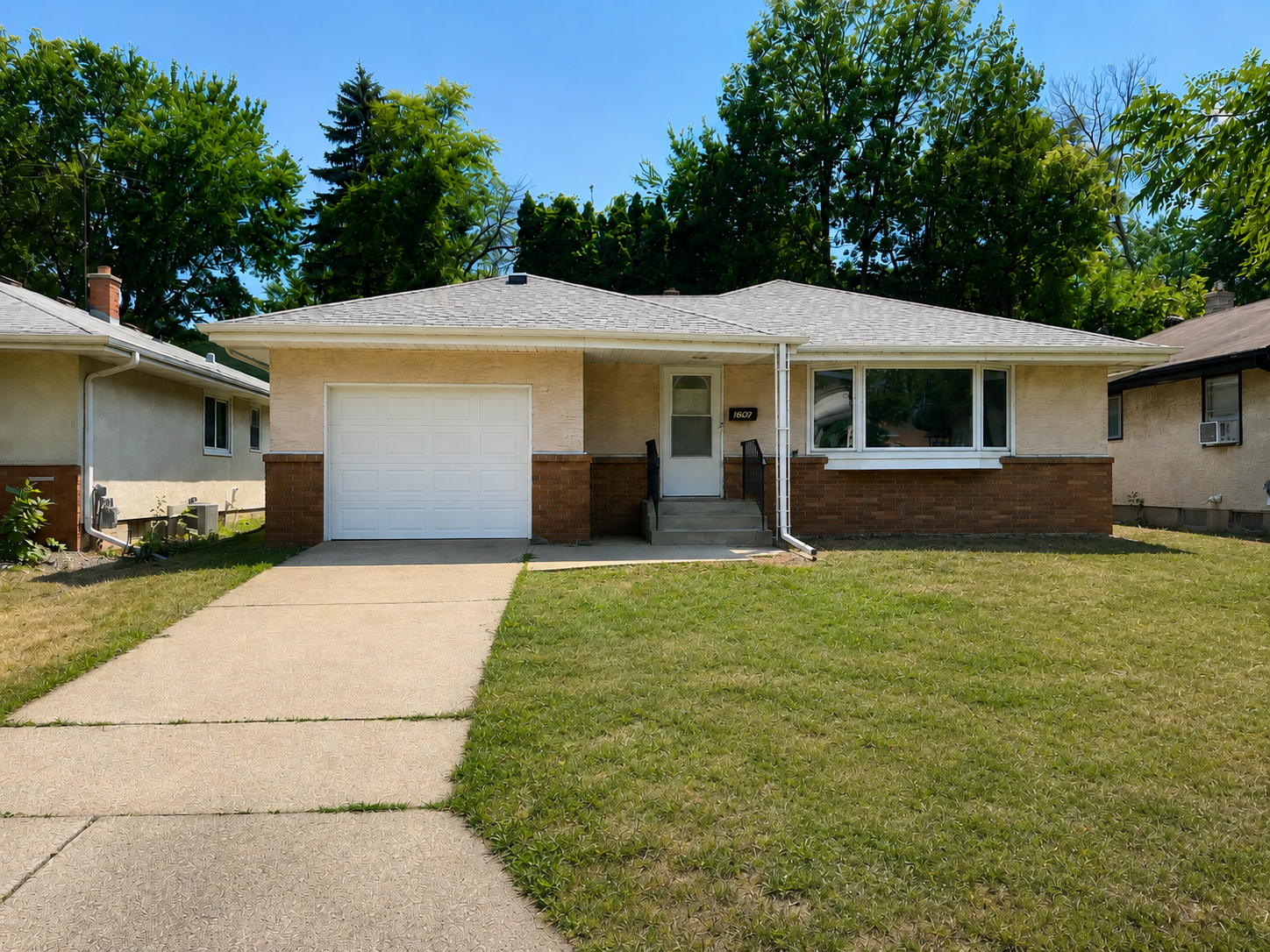 1600 Suburban Avenue, Saint Paul MN 55106