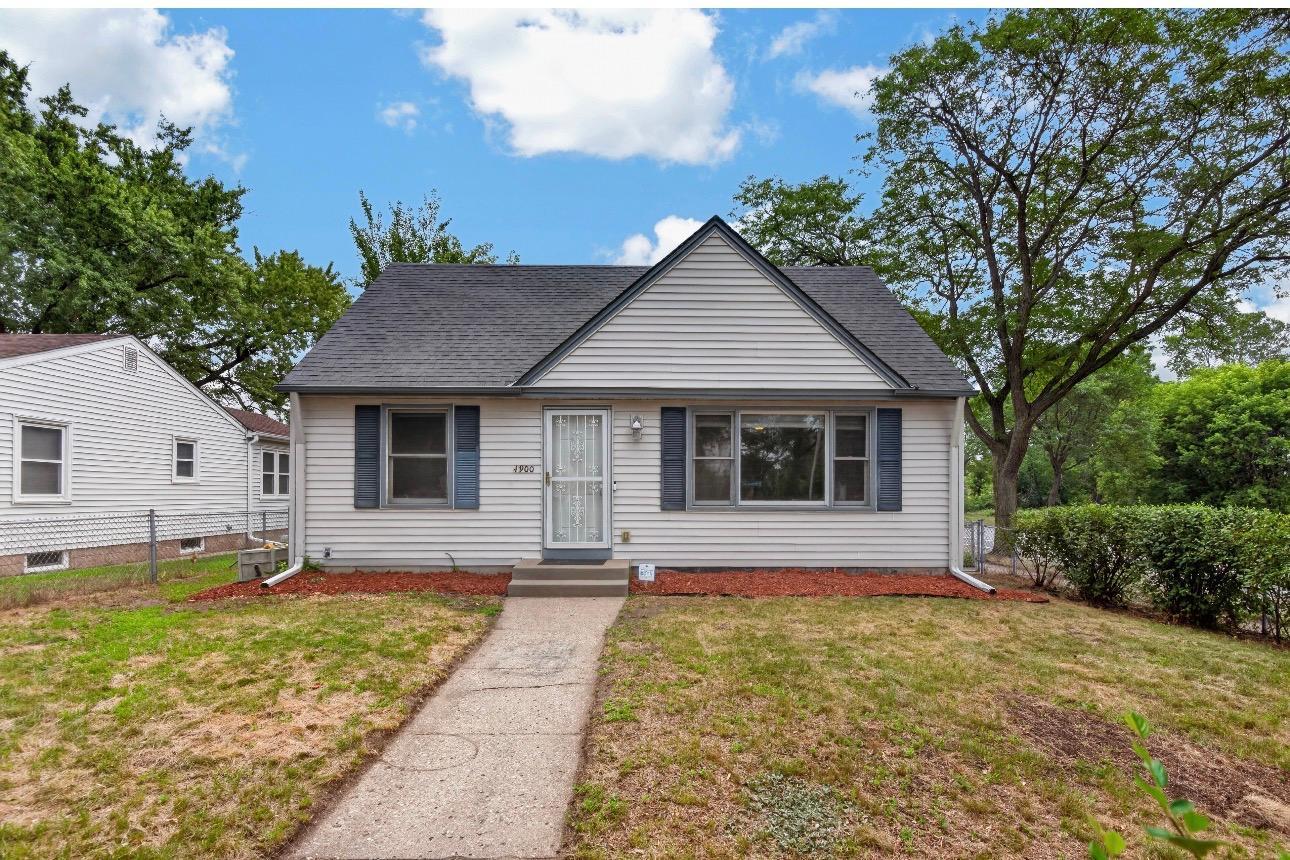4900 Thomas Avenue N, Minneapolis MN 55430