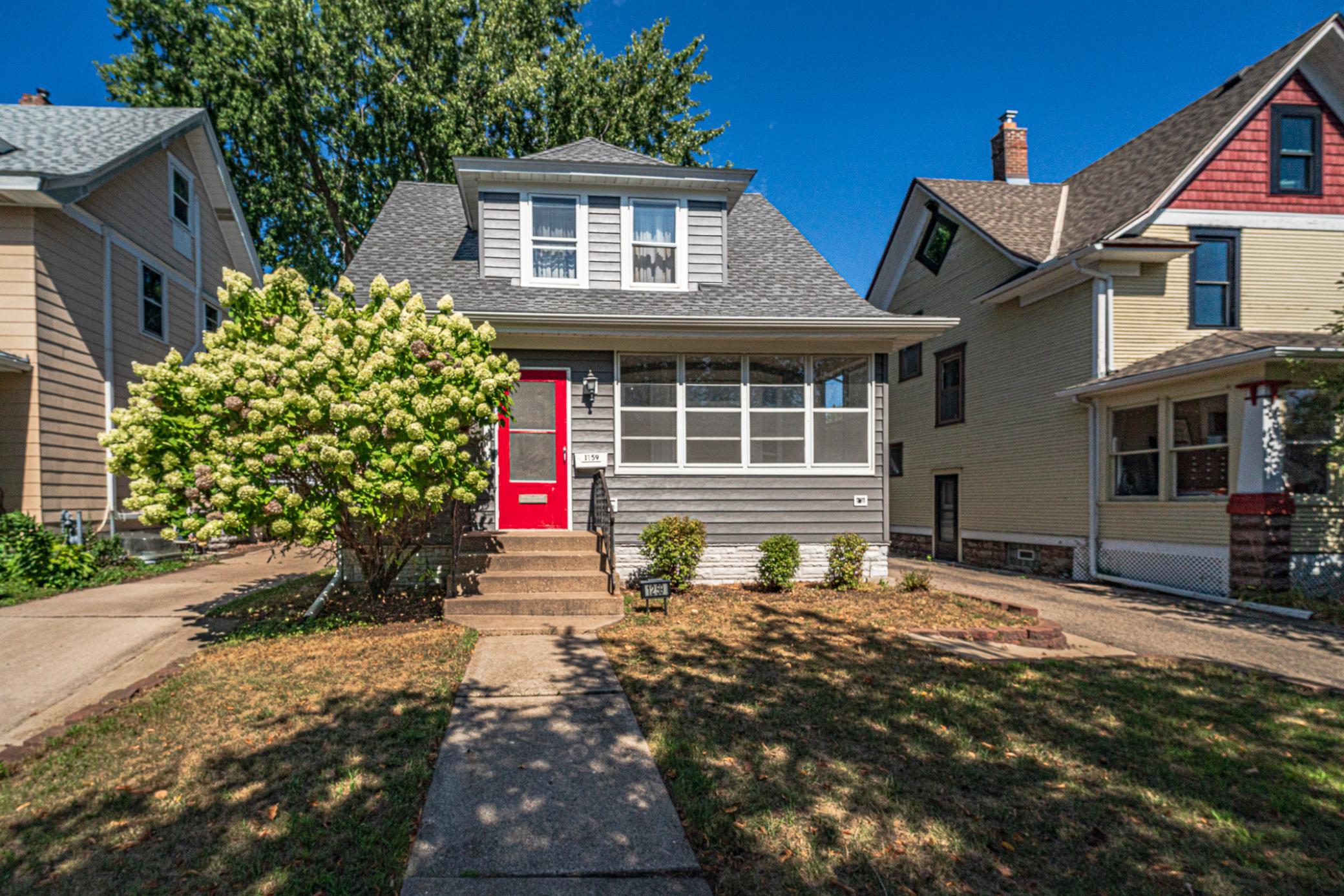1259 Minnehaha Avenue W, Saint Paul MN 55104