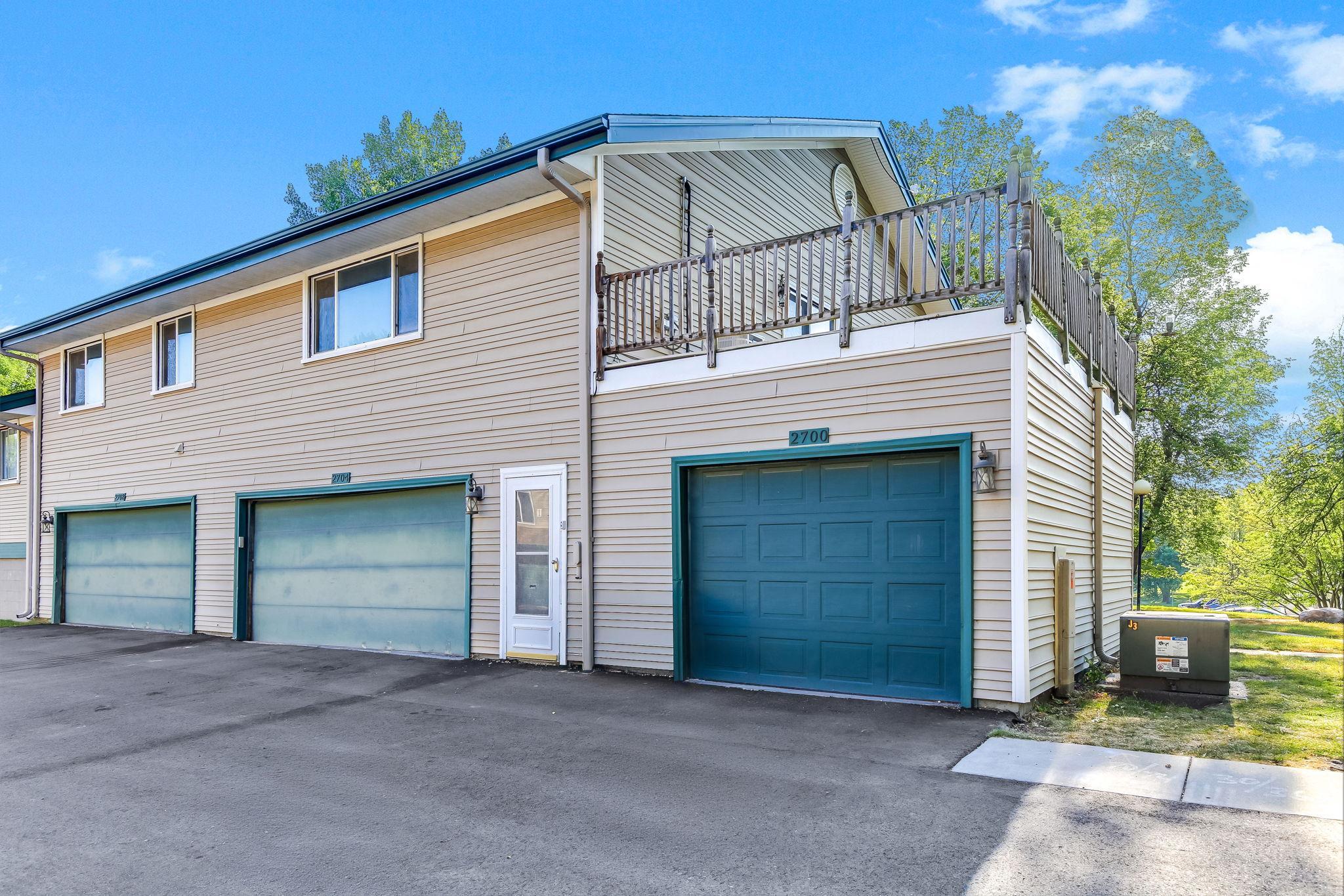 2700 Shenandoah Lane N, Plymouth MN 55447