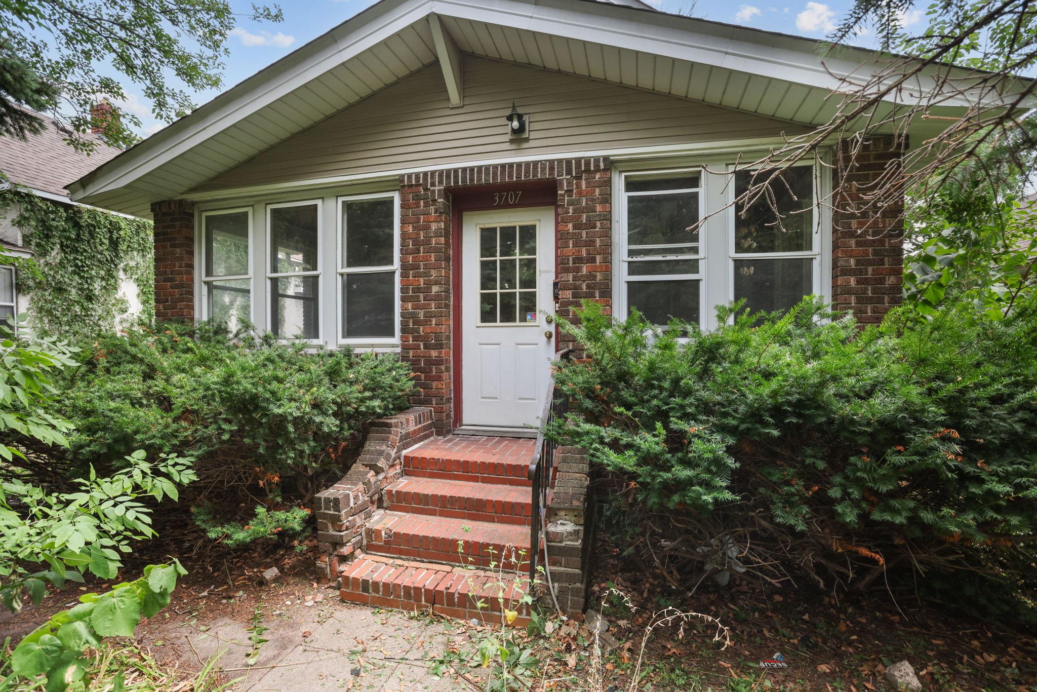 3707 21st Avenue S, Minneapolis MN 55407