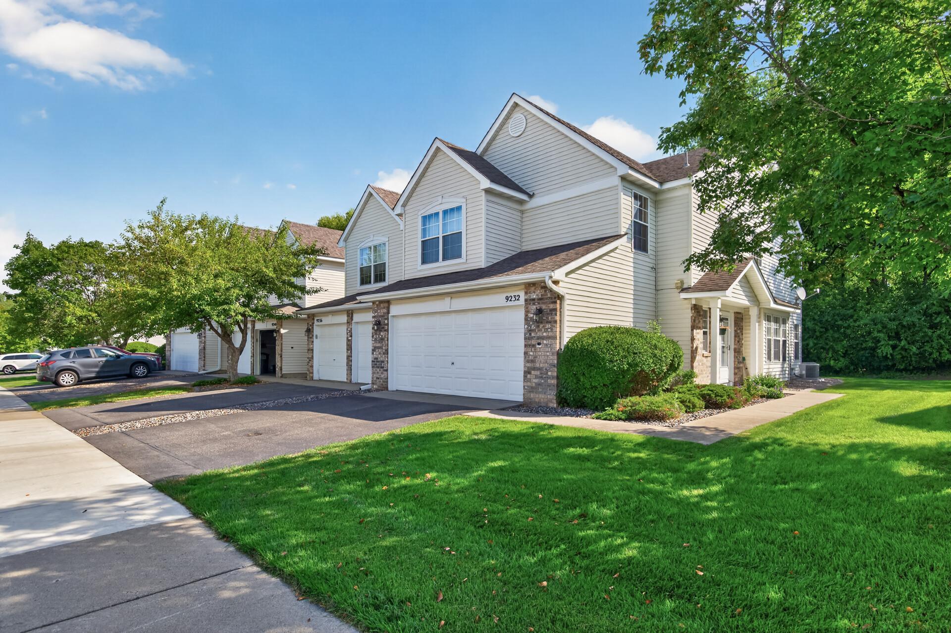 9236 Merrimac Lane N, Maple Grove MN 55311