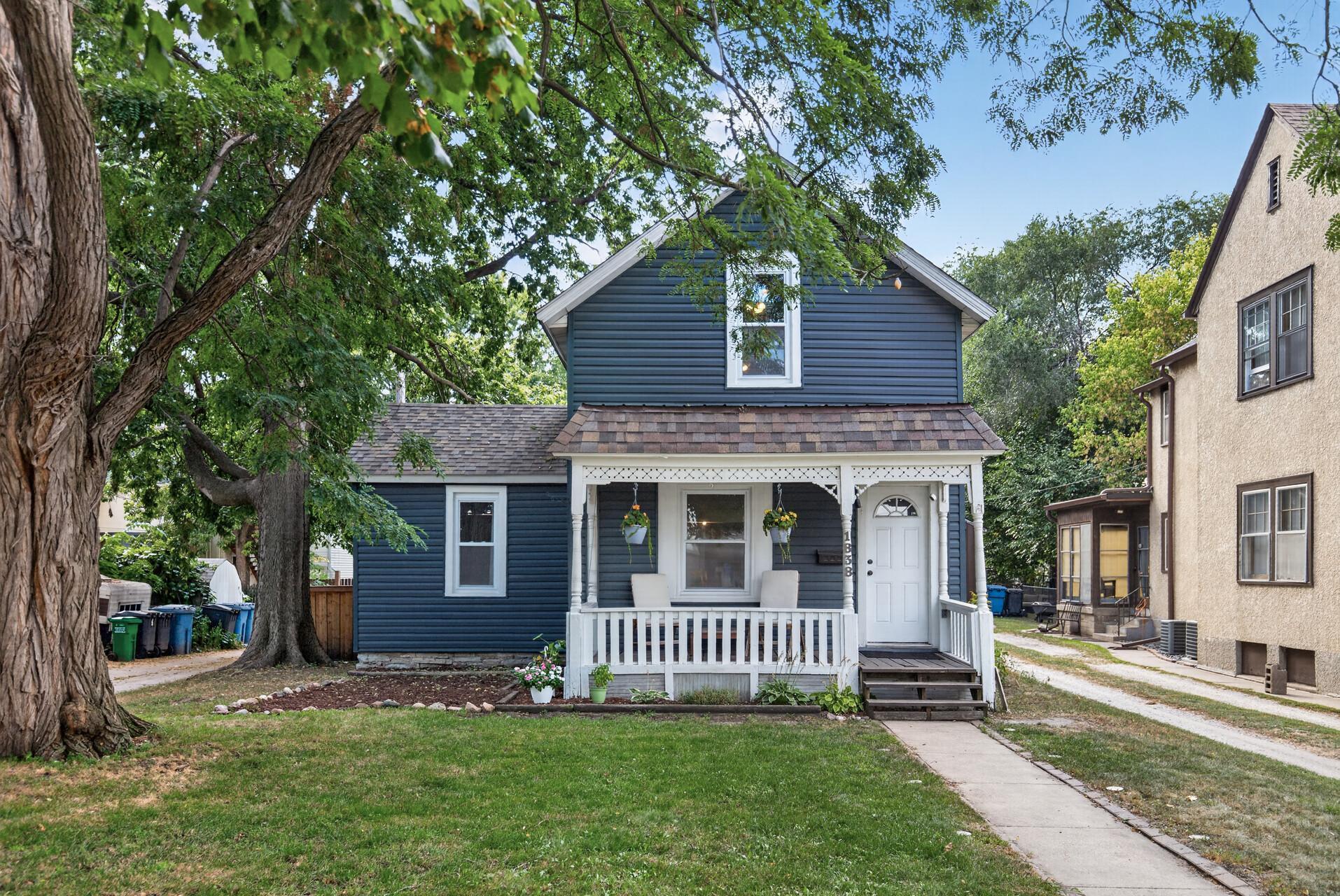 1838 Jackson Street NE, Minneapolis MN 55418