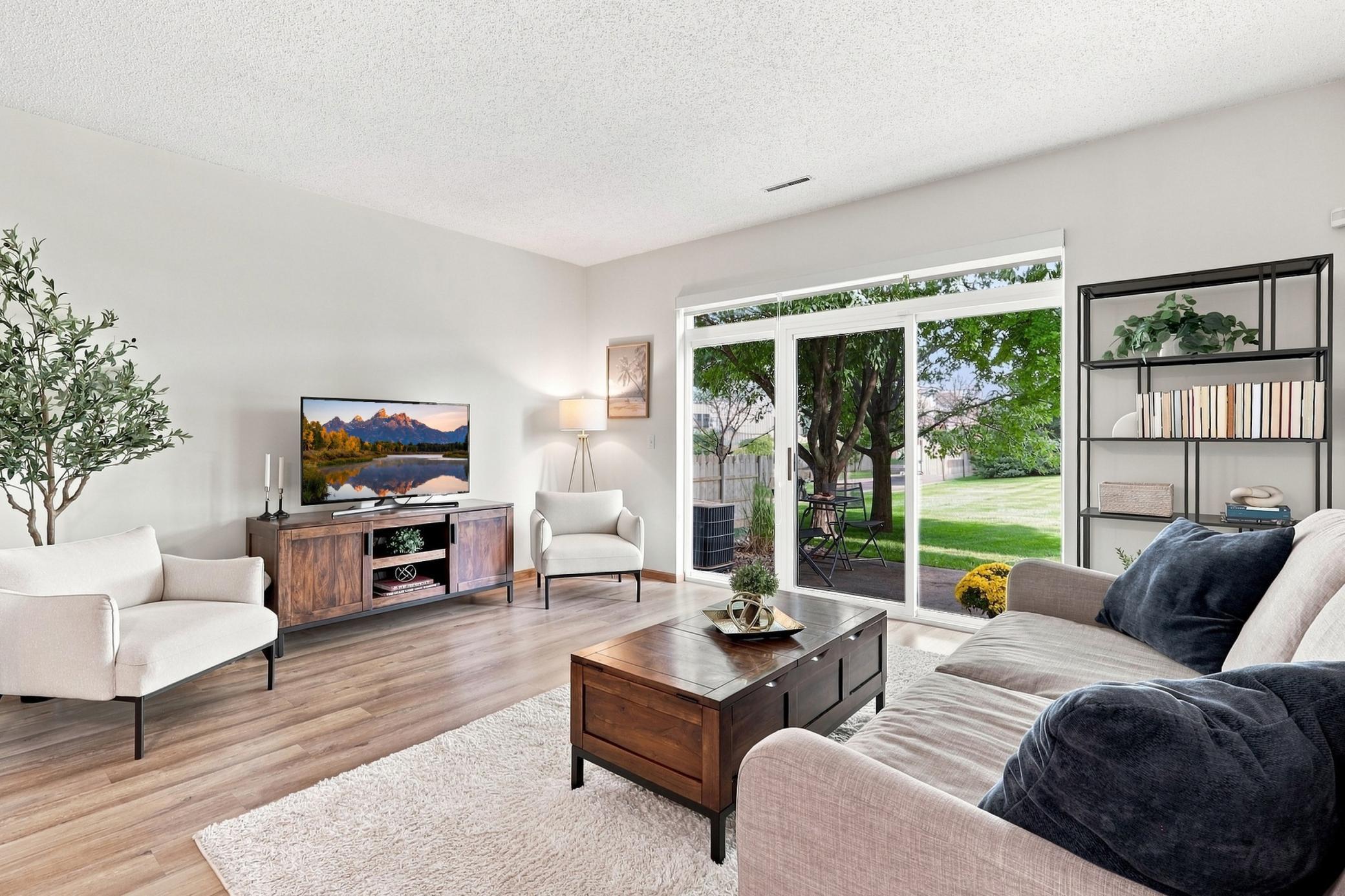 789 Providence Drive, Shakopee MN 55379