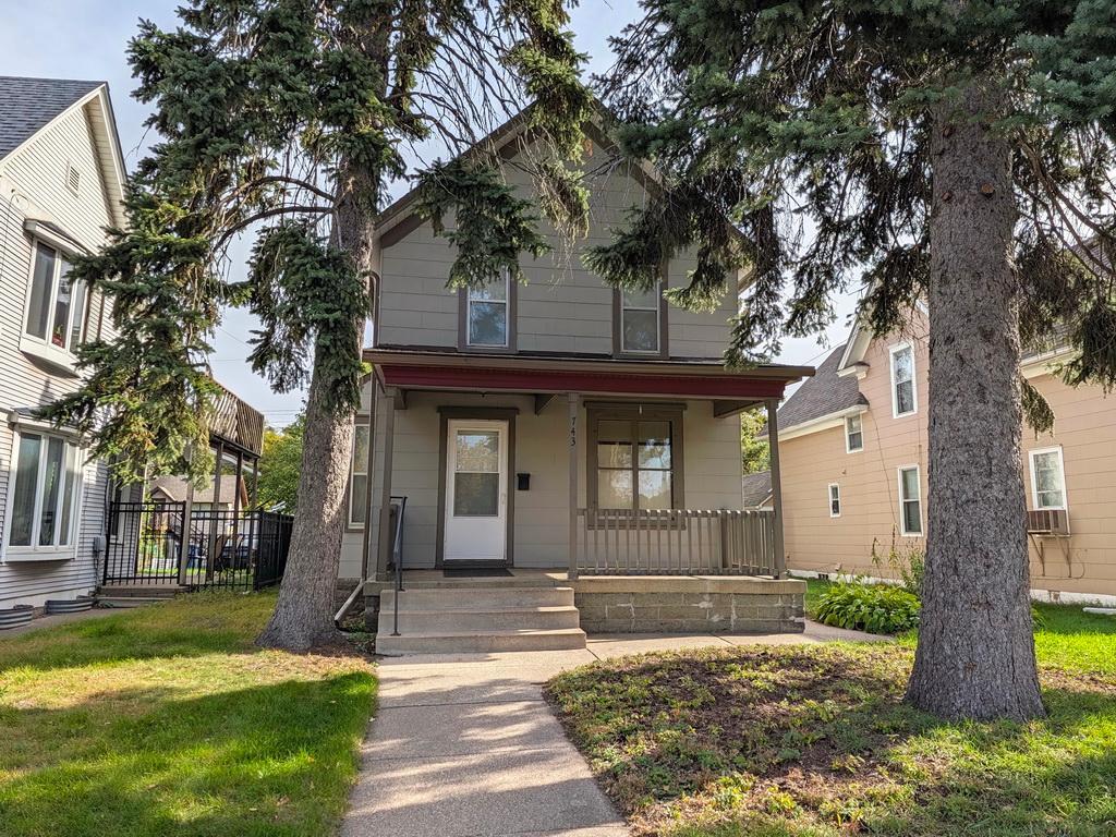 743 Fillmore Street NE, Minneapolis MN 55413