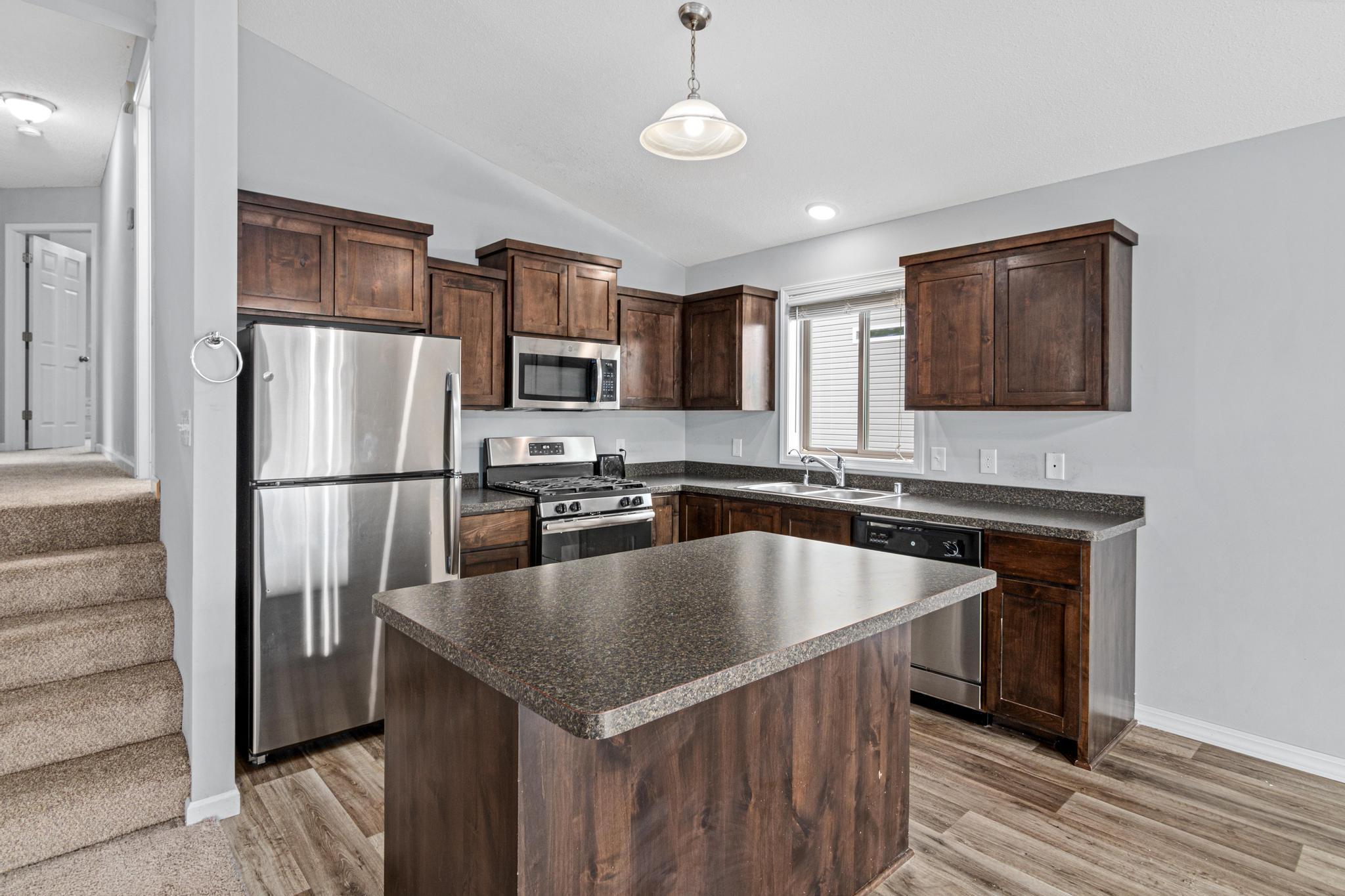 825 Highview Loop SE, Pine City MN 55063