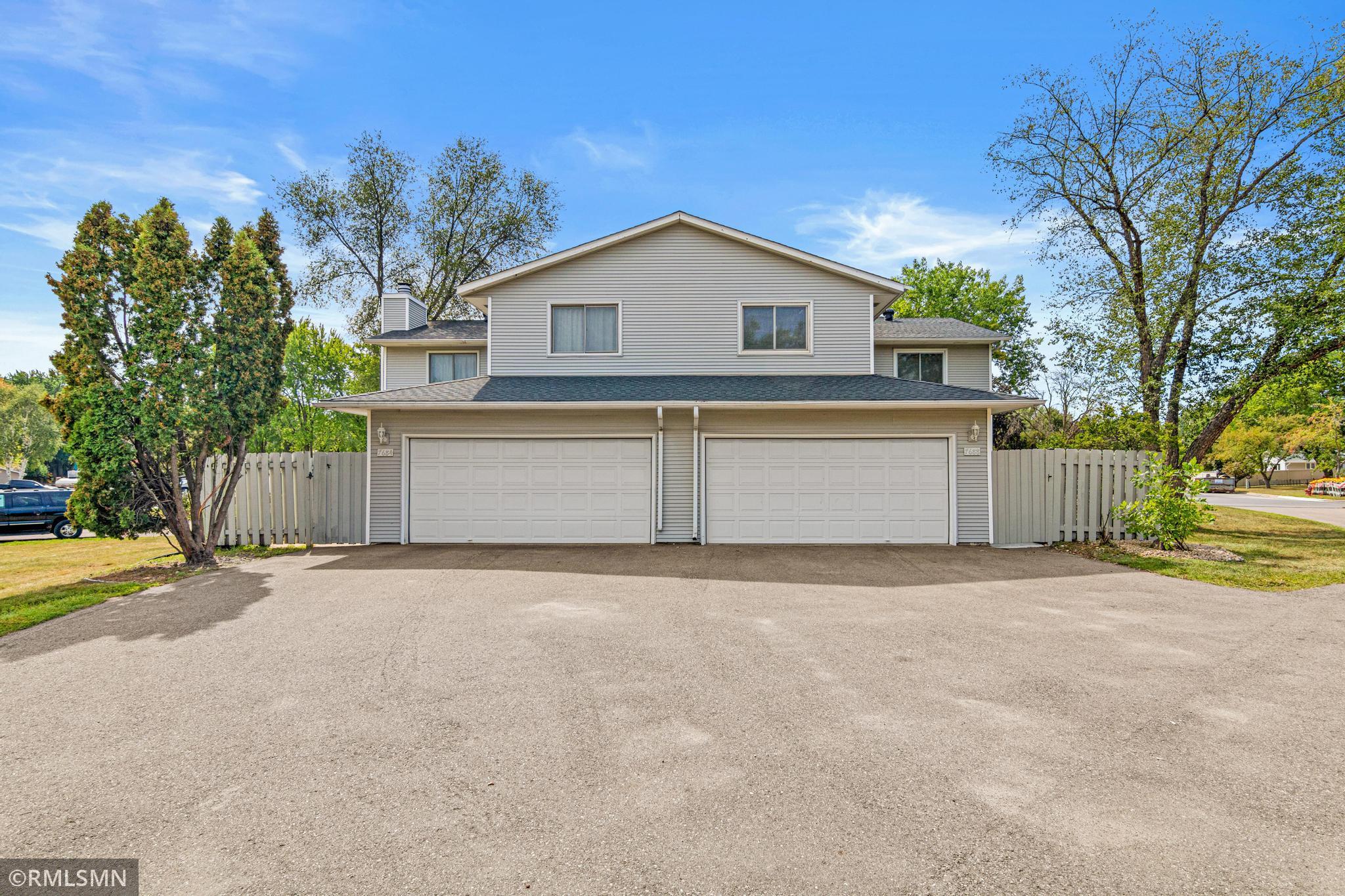 7688 Dunmore Road, Woodbury MN 55125