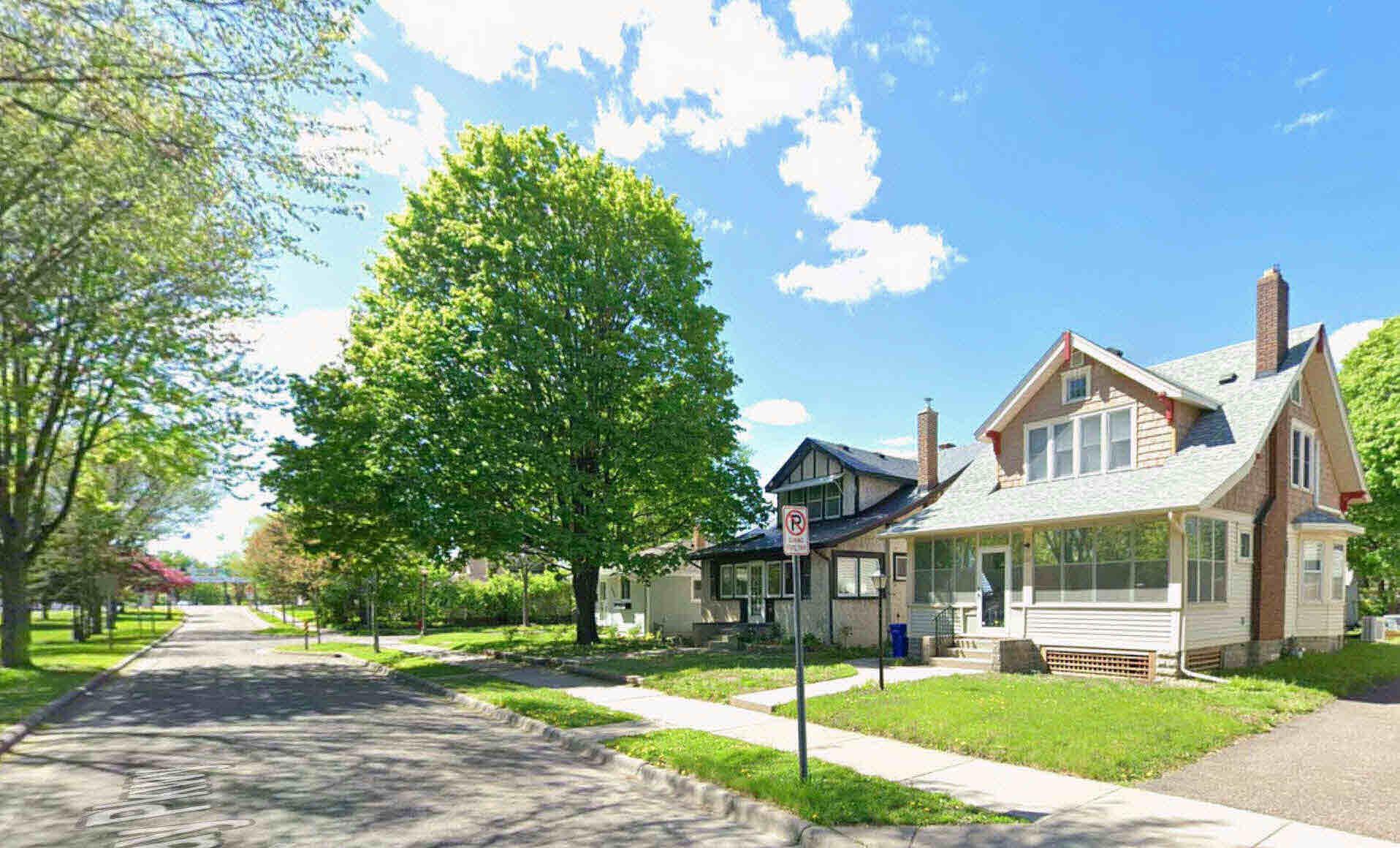 1537 Midway Parkway, Saint Paul MN 55108