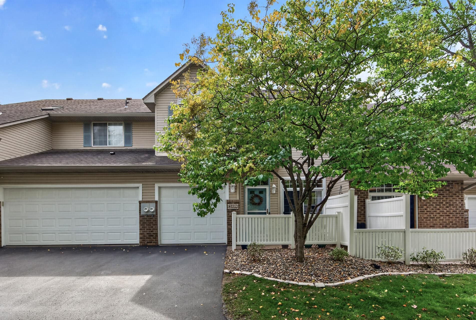 2559 Mallard Drive, Woodbury MN 55125