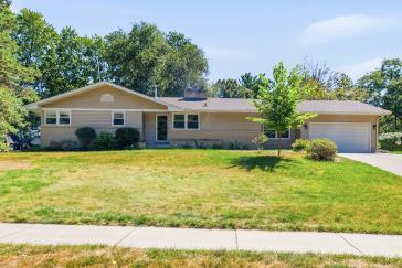 6105 Tracy Avenue, Edina MN 55436