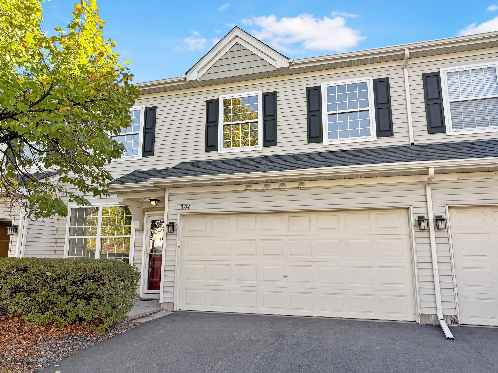 13710 54th Avenue N Unit 304, Plymouth MN 55446