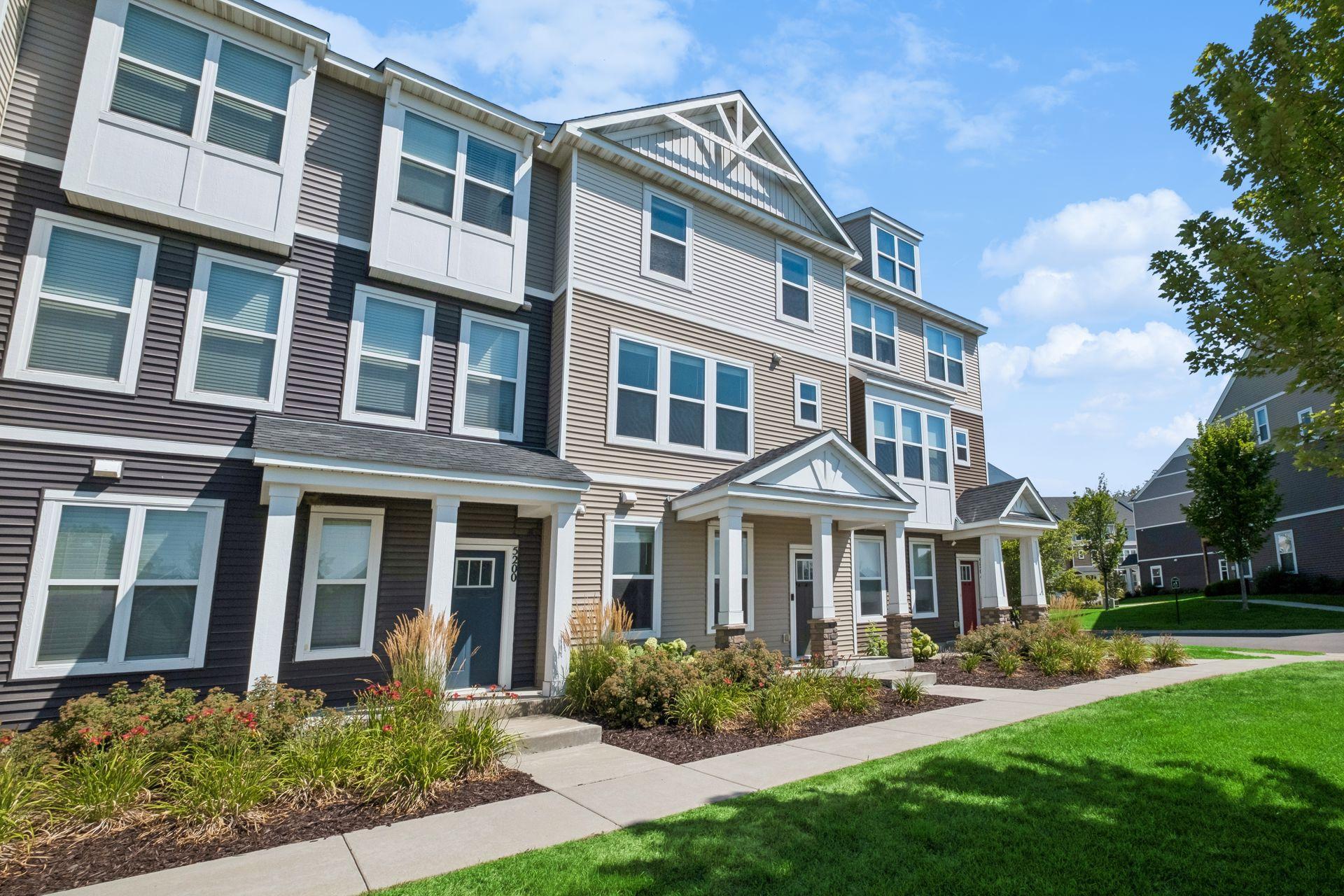 5202 Hampton Street NE, Prior Lake MN 55372