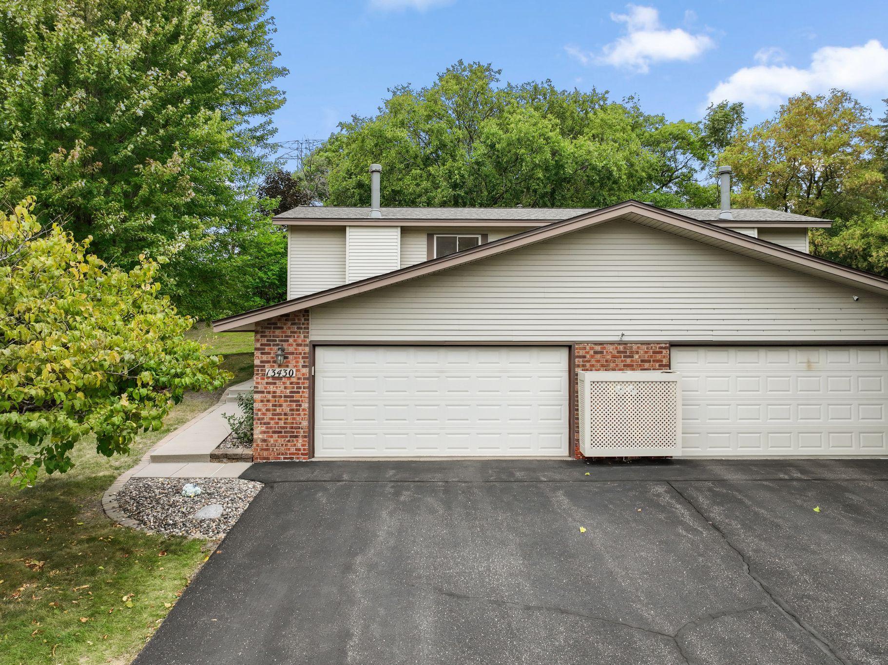 13430 Pepperwood Circle, Minnetonka MN 55305