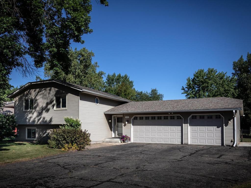 10015 Upper 205th Street W, Lakeville MN 55044