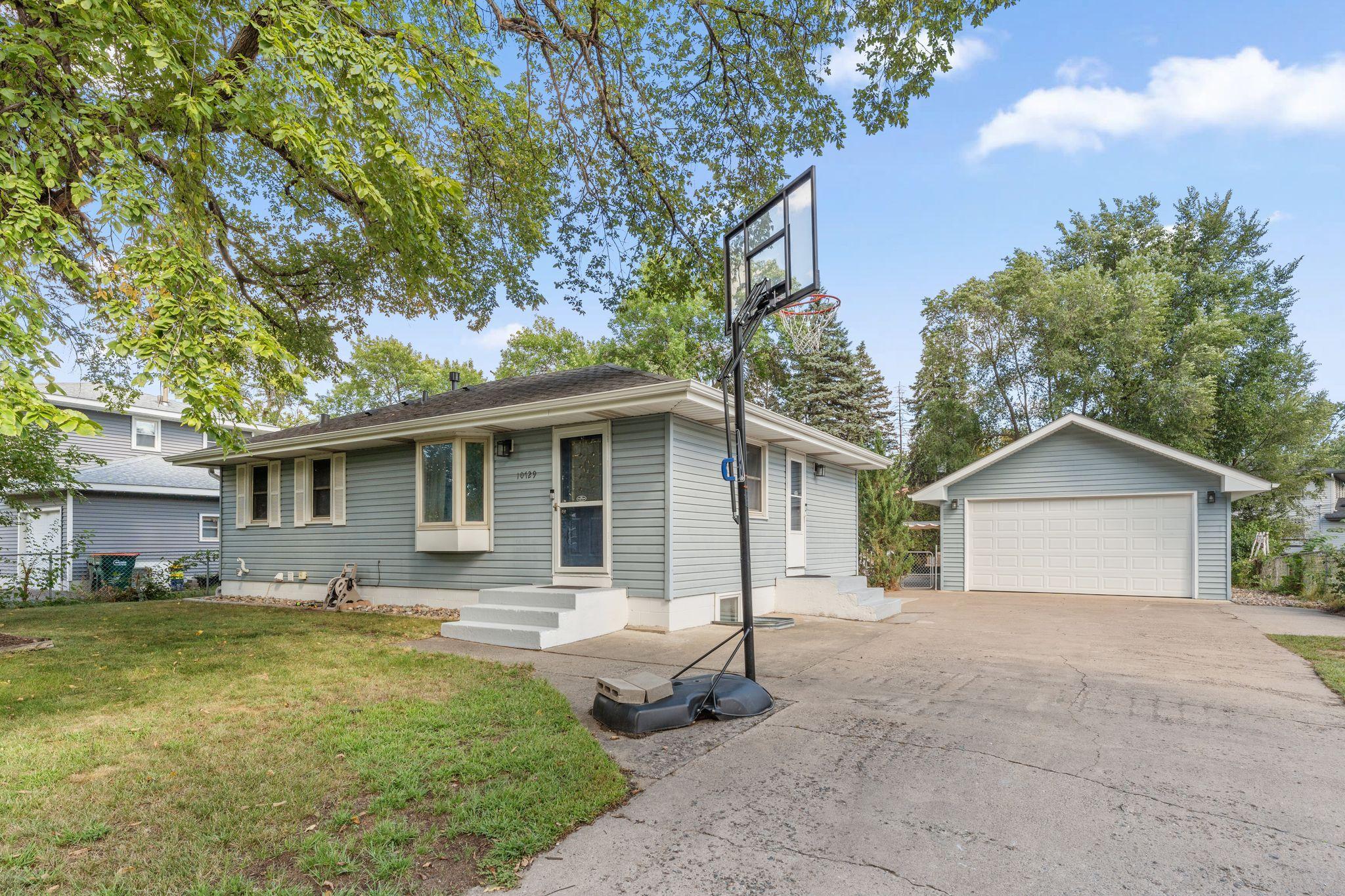 10729 Terrace Road NE, Blaine MN 55434