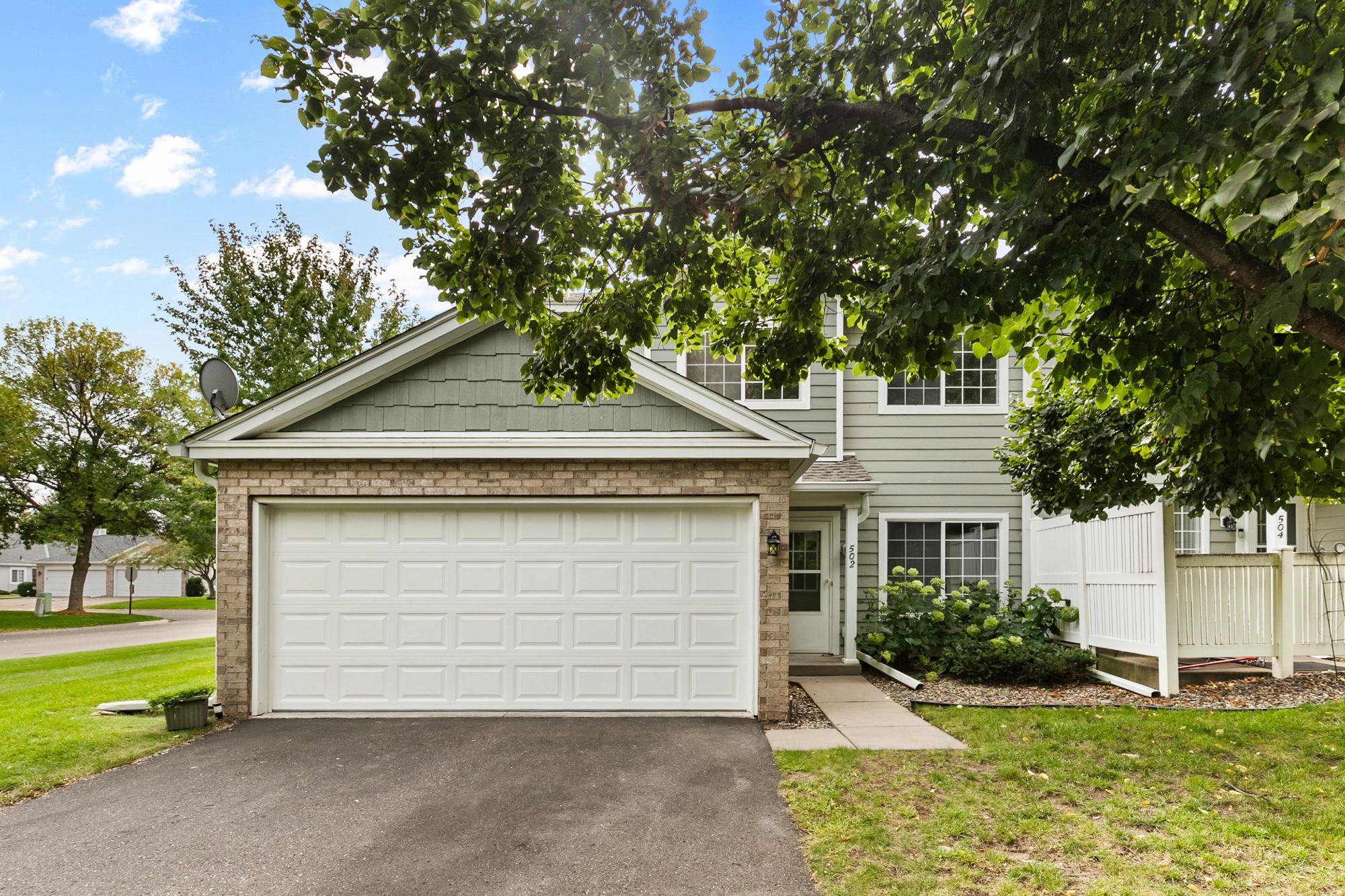 502 Mariner Way, Woodbury MN 55129