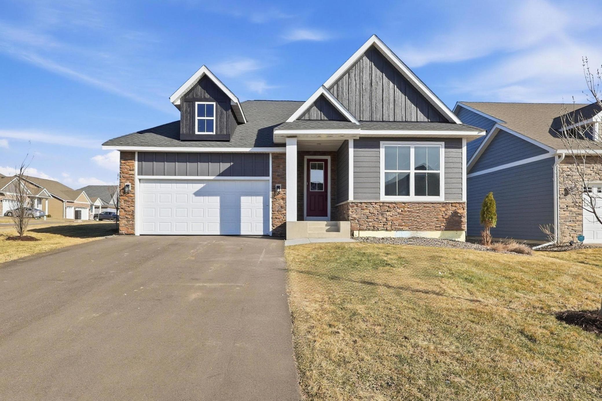 17936 Gresford Lane, Lakeville MN 55044