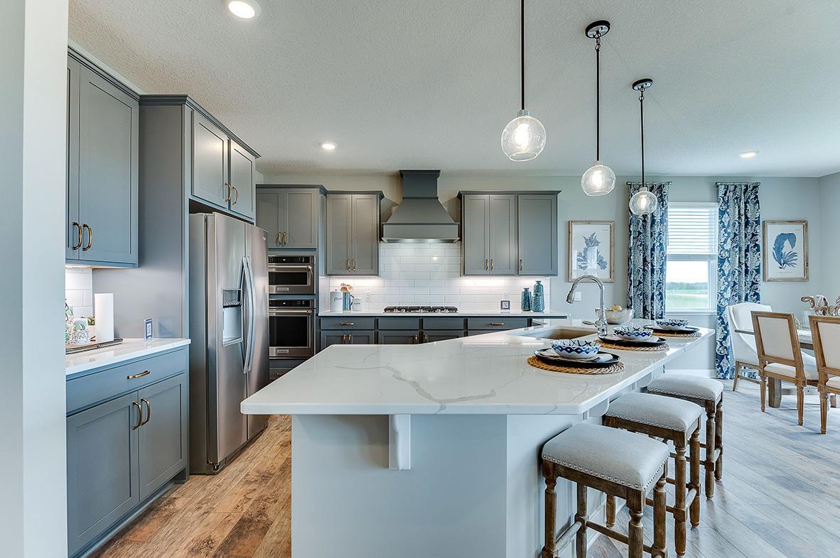 2077 Kestrel Drive, Shakopee MN 55379