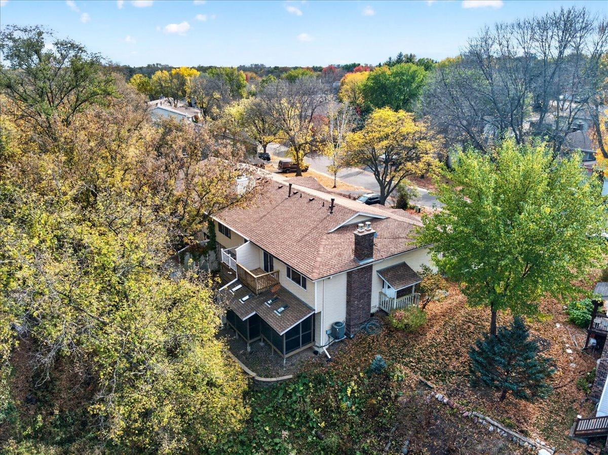 6109 Creek View Trail, Minnetonka MN 55345