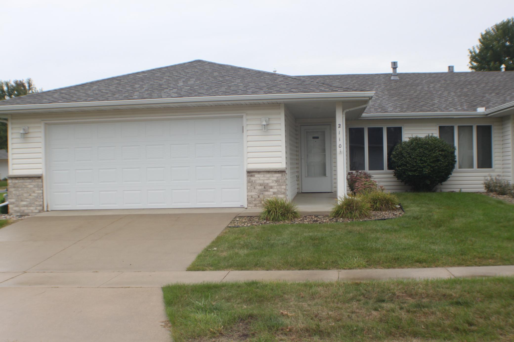 2110 Mcquillan Court SE, Rochester MN 55904