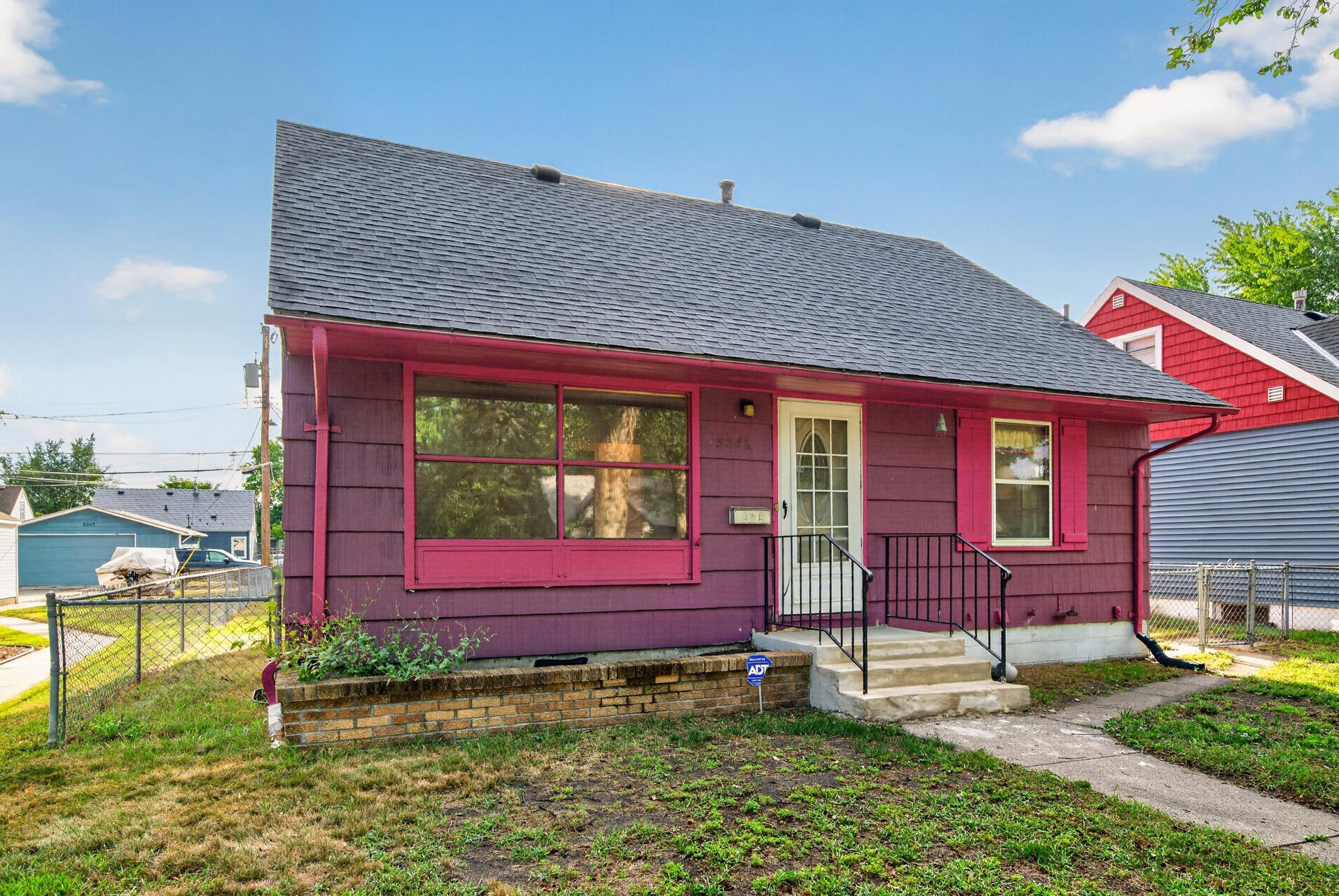 5242 James Avenue N, Minneapolis MN 55430