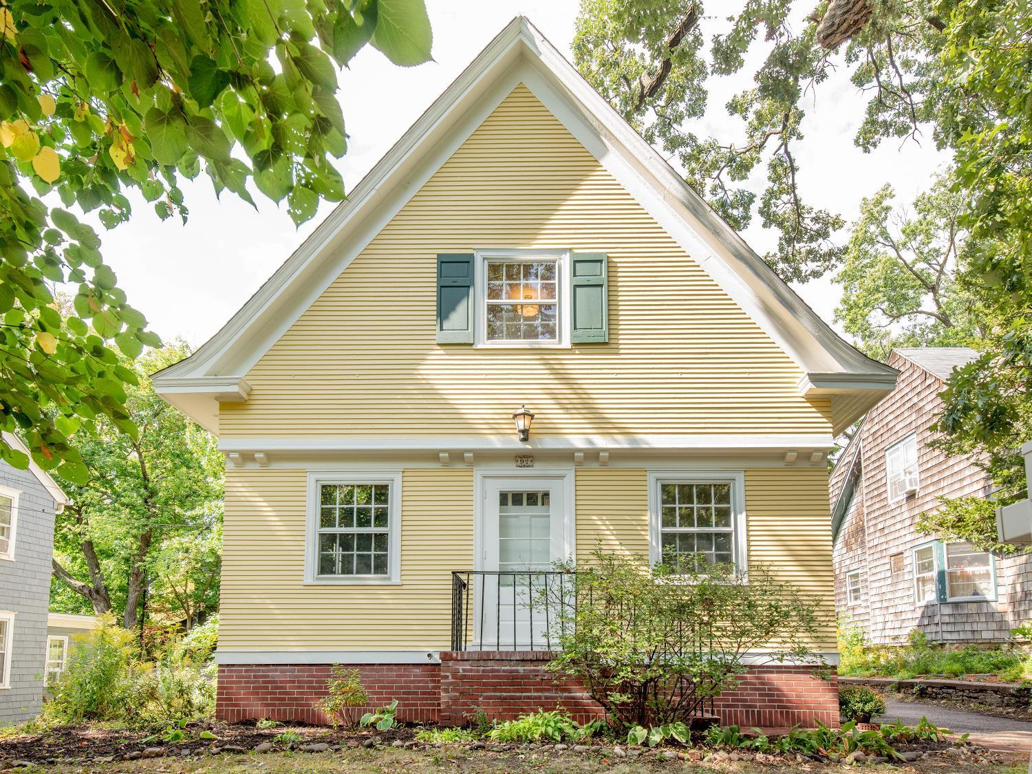 92 Orlin Avenue SE, Minneapolis MN 55414