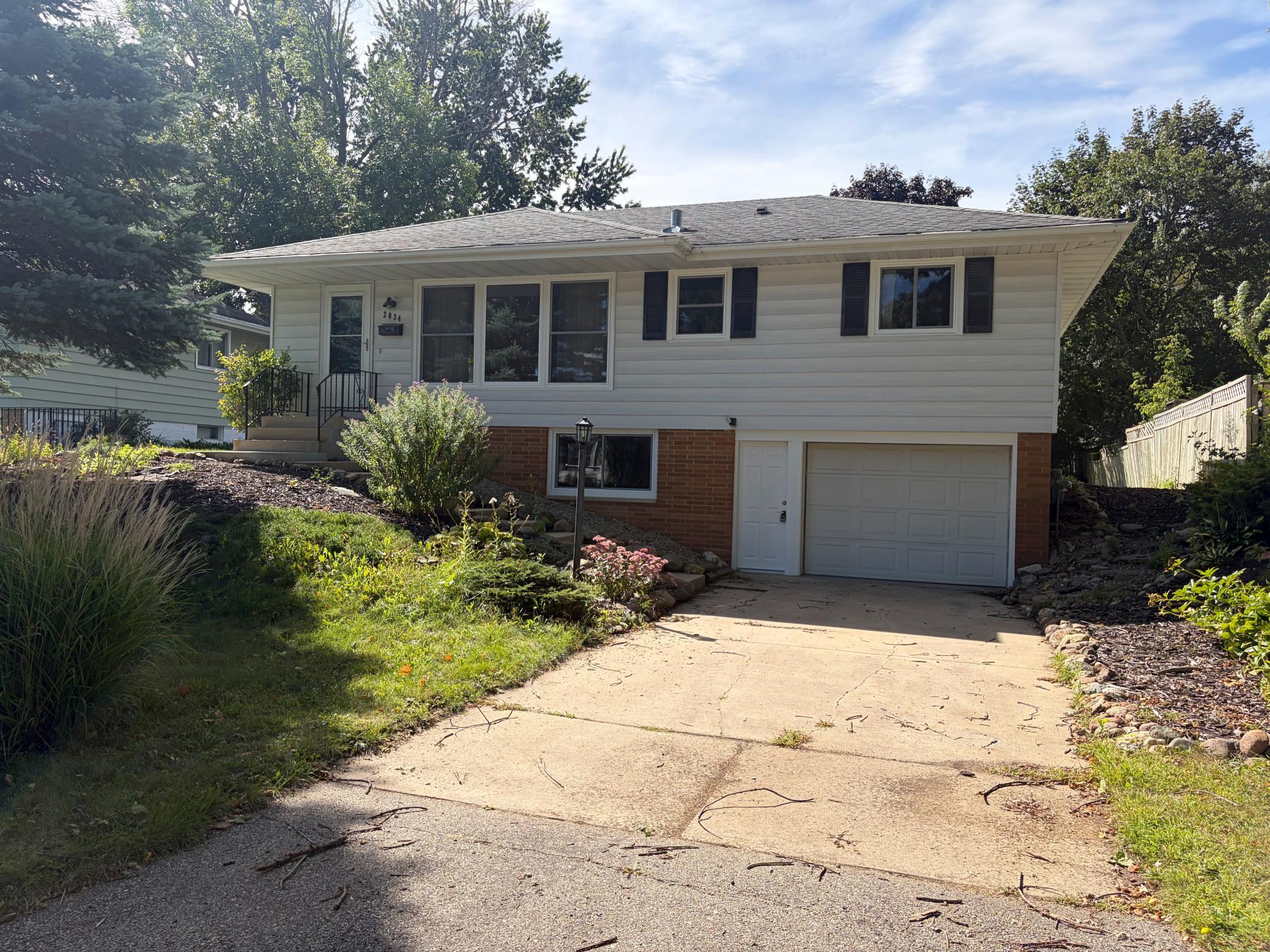 2034 24th Street NW, Rochester MN 55901
