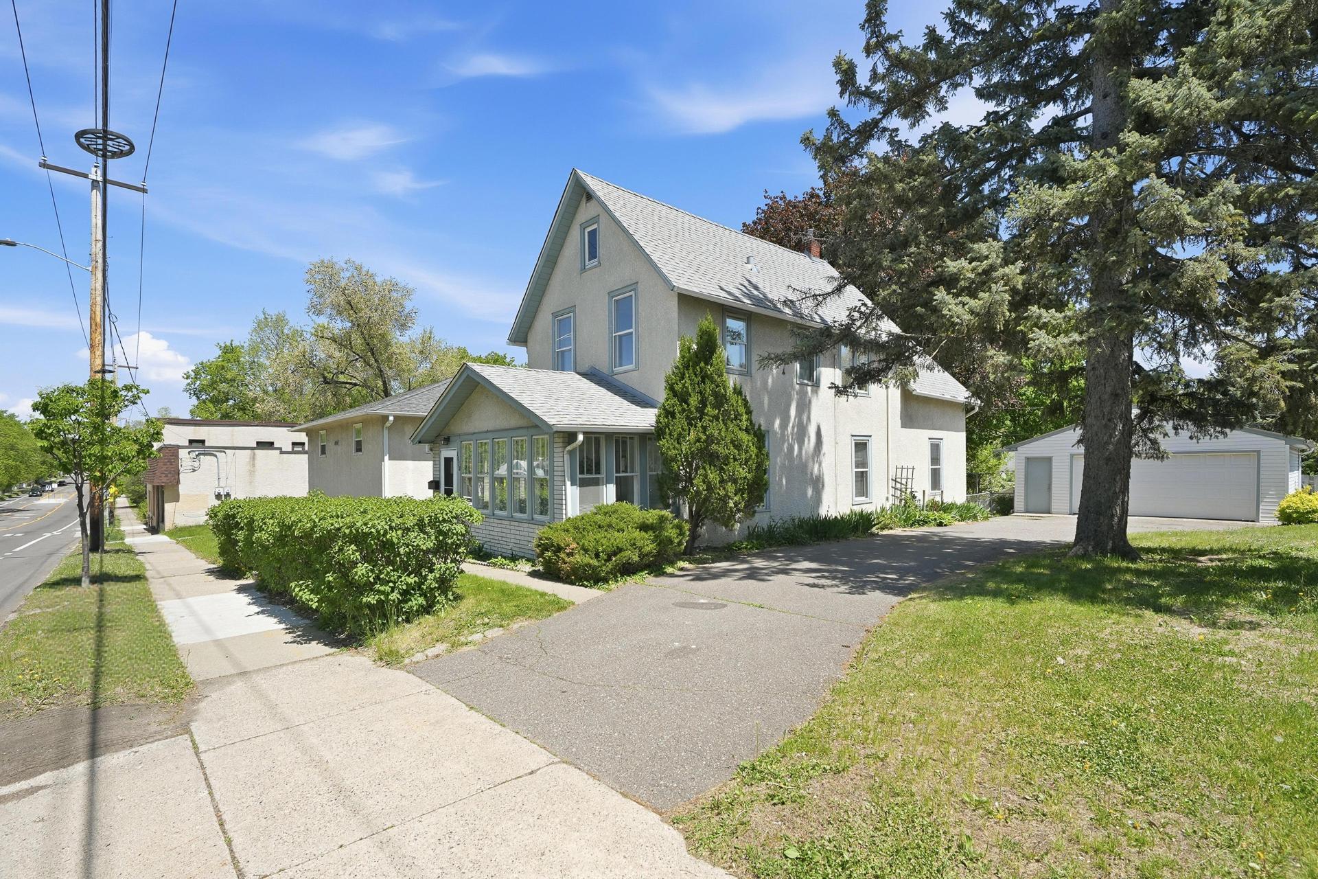 1070 Dale Street N, Saint Paul MN 55117